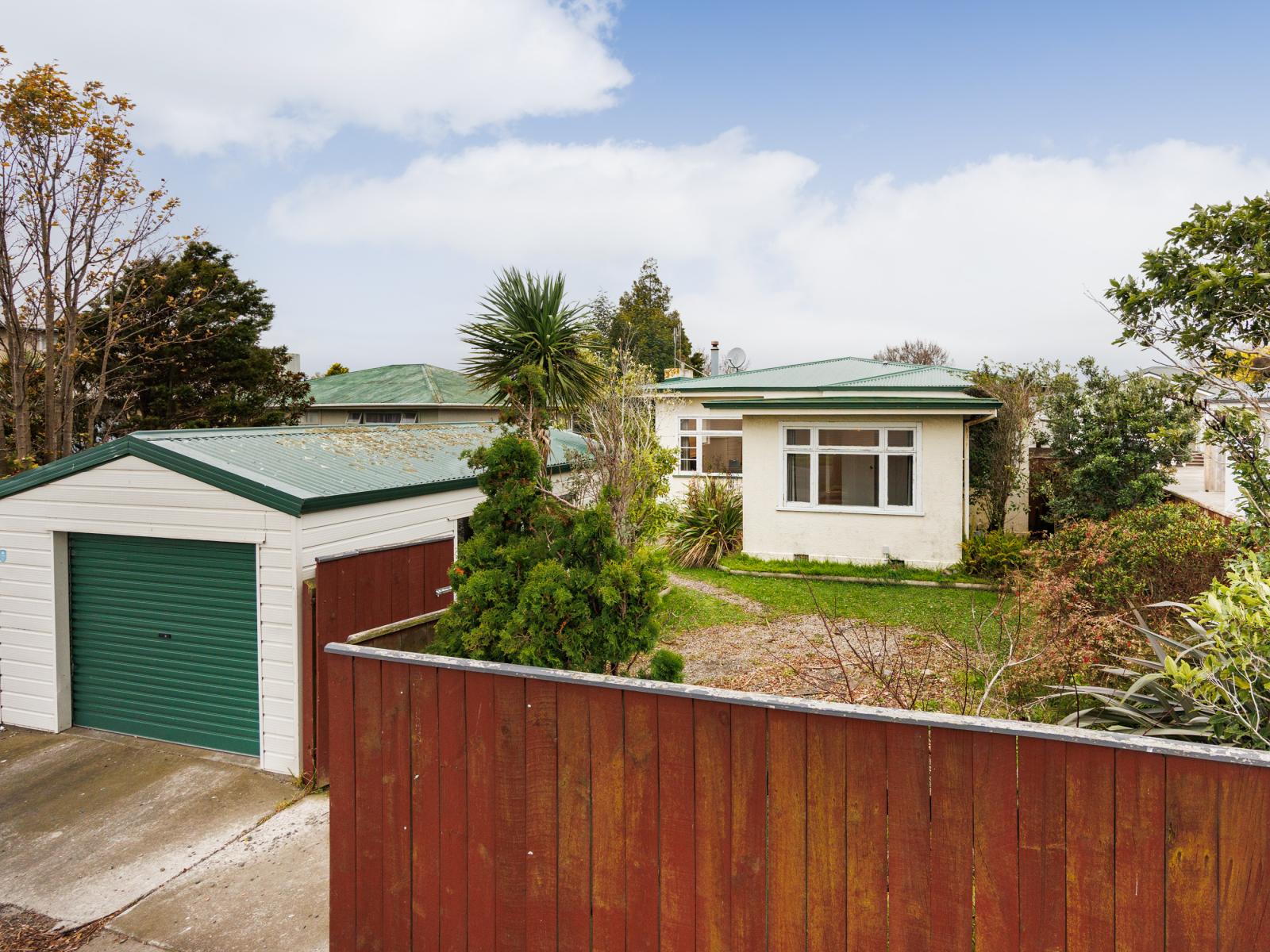 232 Tremaine Avenue, Highbury