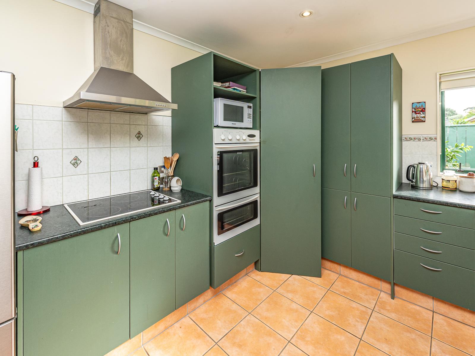 72A Peakes Road, Springvale