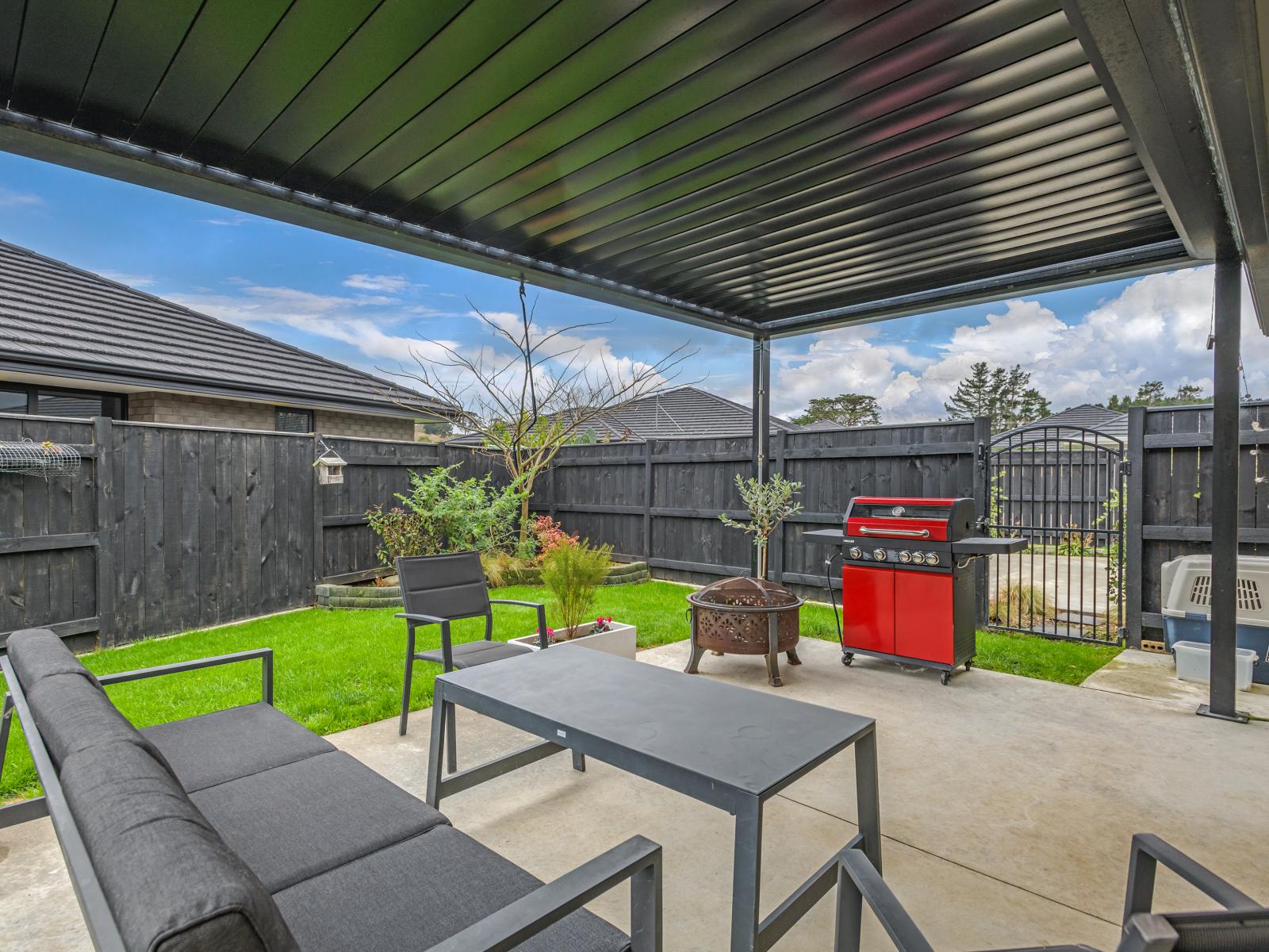 11 Pearl Grove, Ashhurst