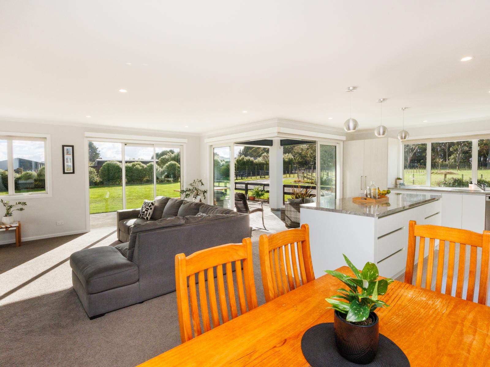 106 Reid Line East, Aorangi