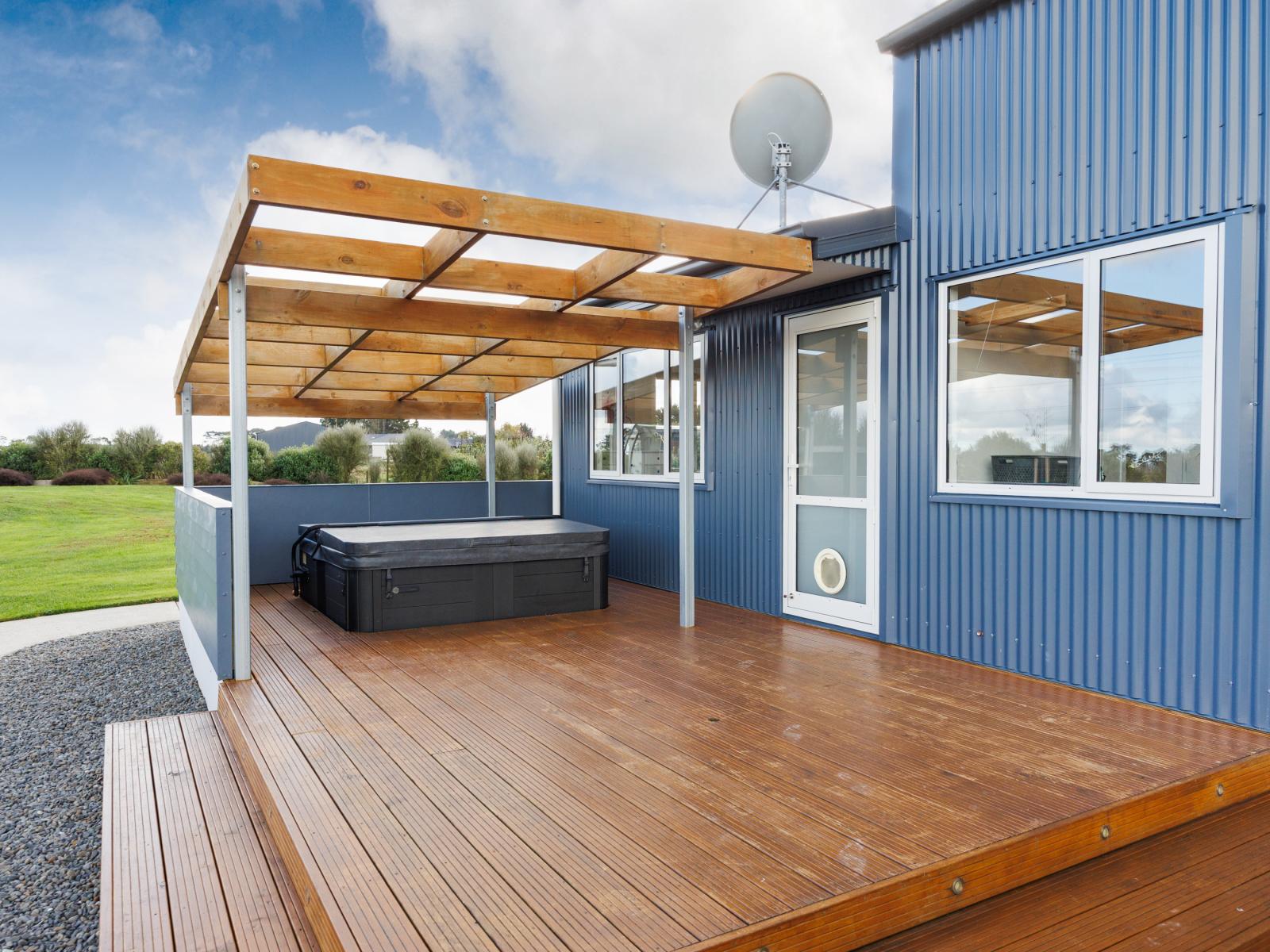 106 Reid Line East, Aorangi