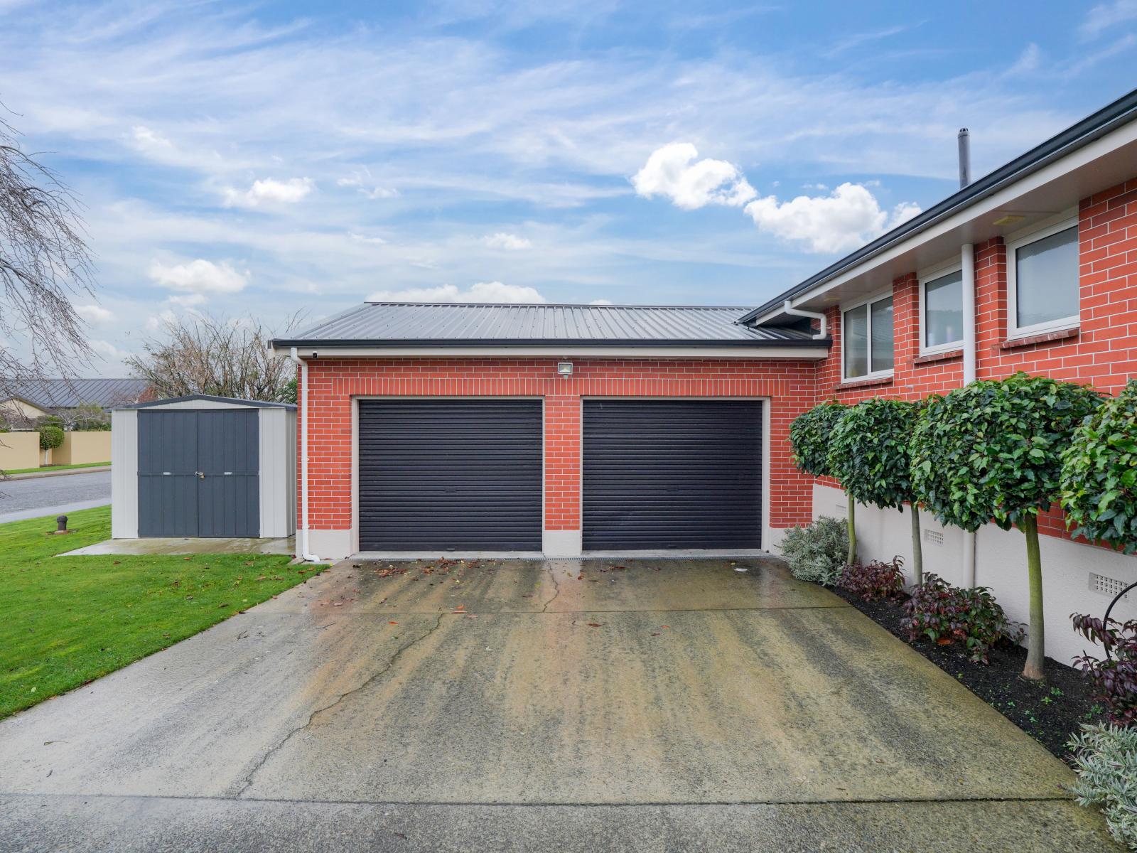 142 Catherine Street, Windsor