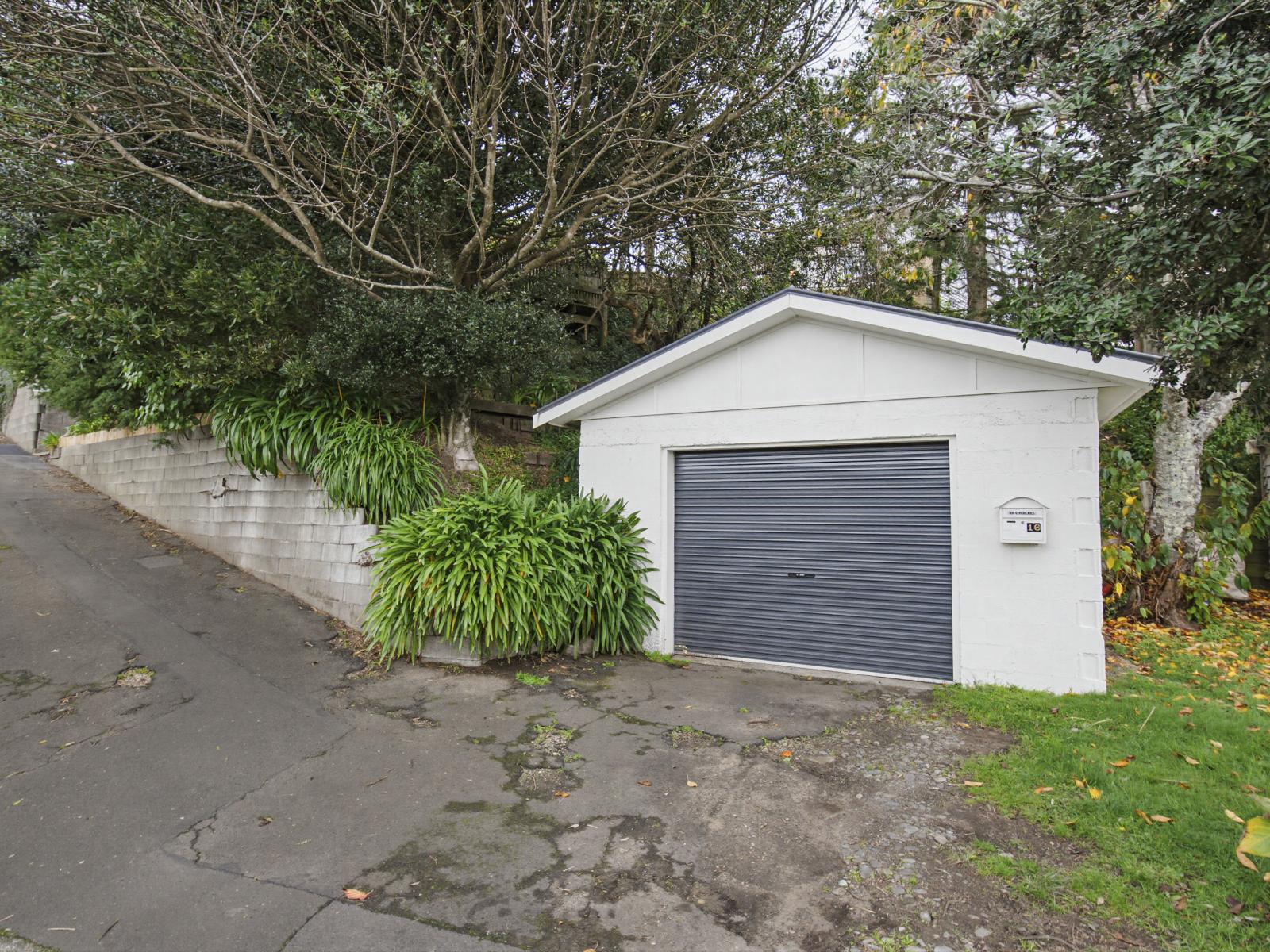 16 Allen Road, Raumati Beach