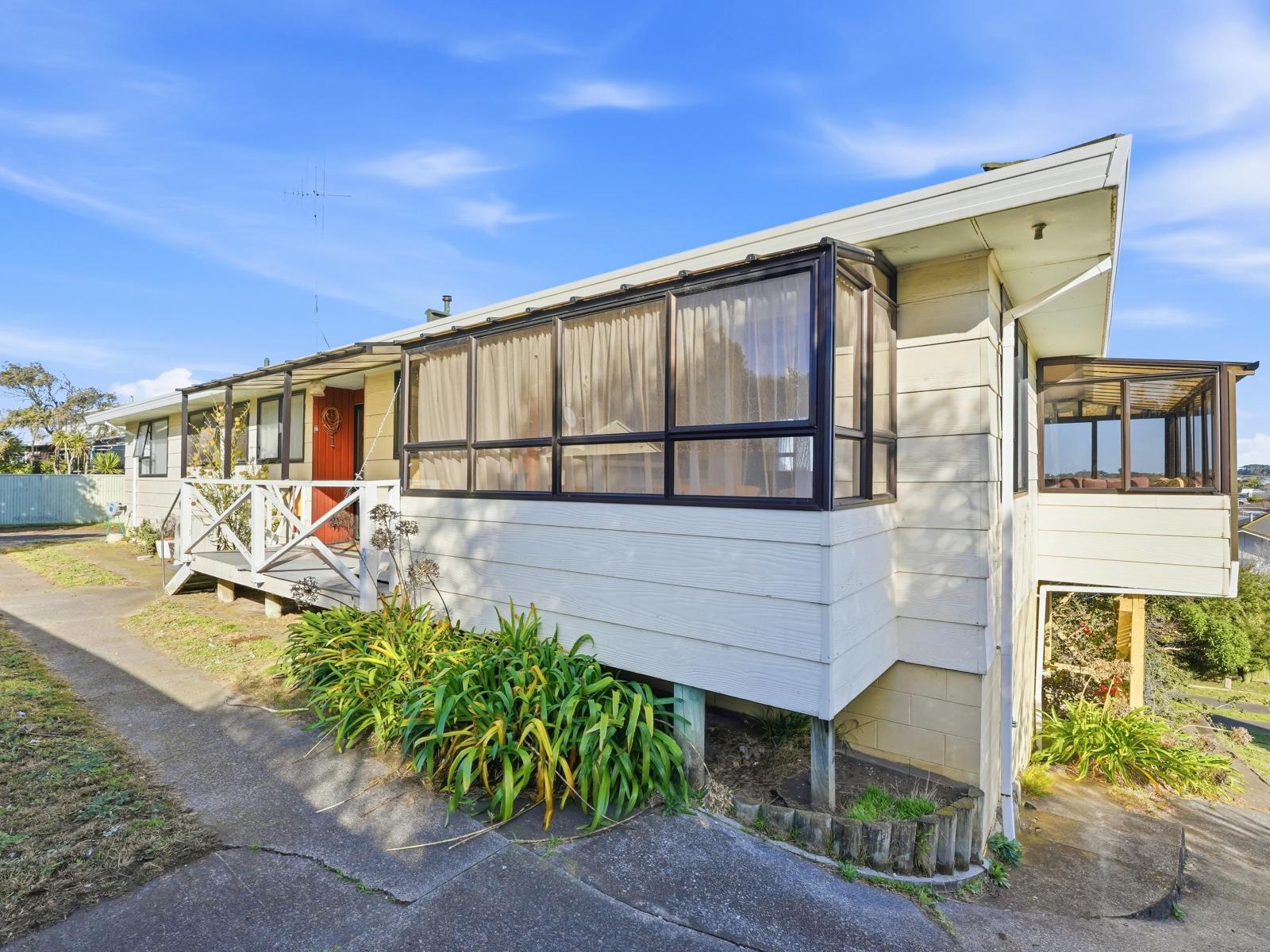 34 Treadwell Street, Springvale