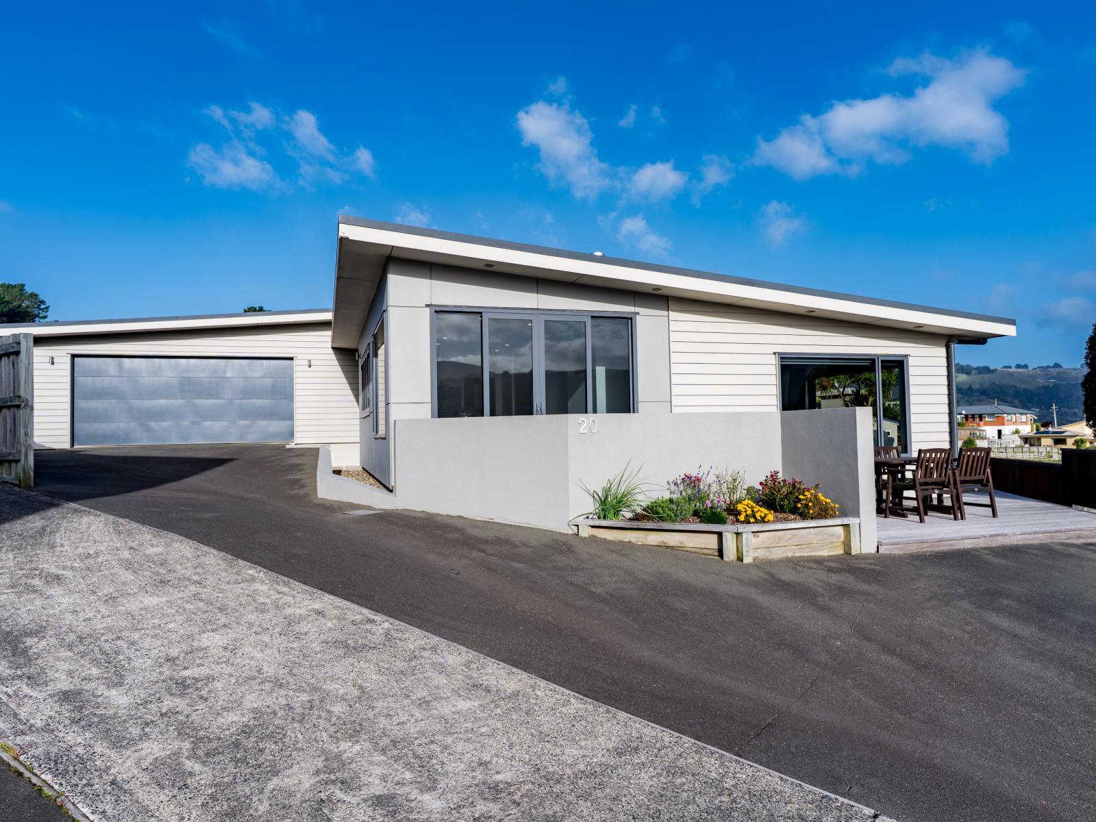 20 Mission Cove, Company Bay