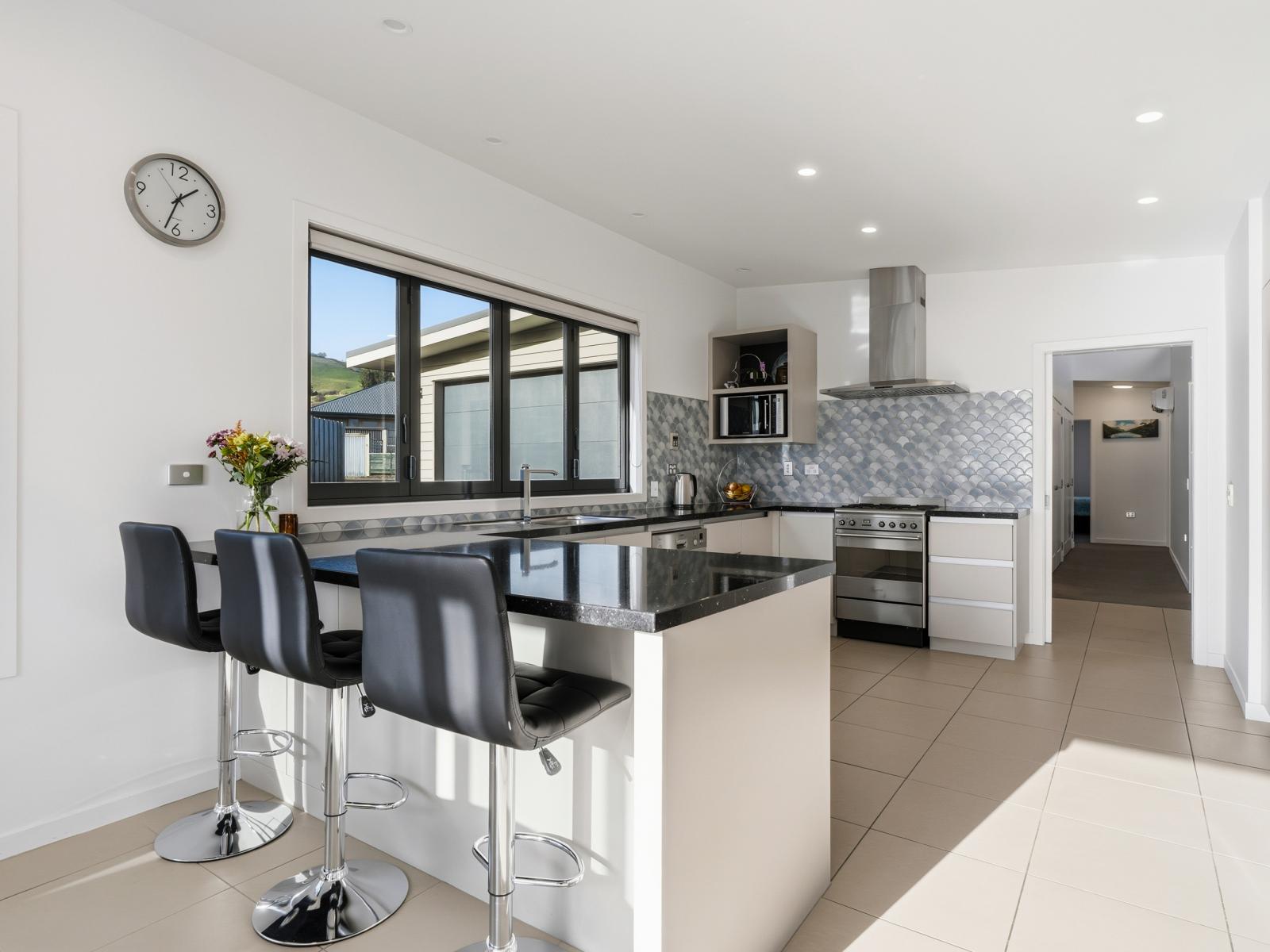 20 Mission Cove, Company Bay