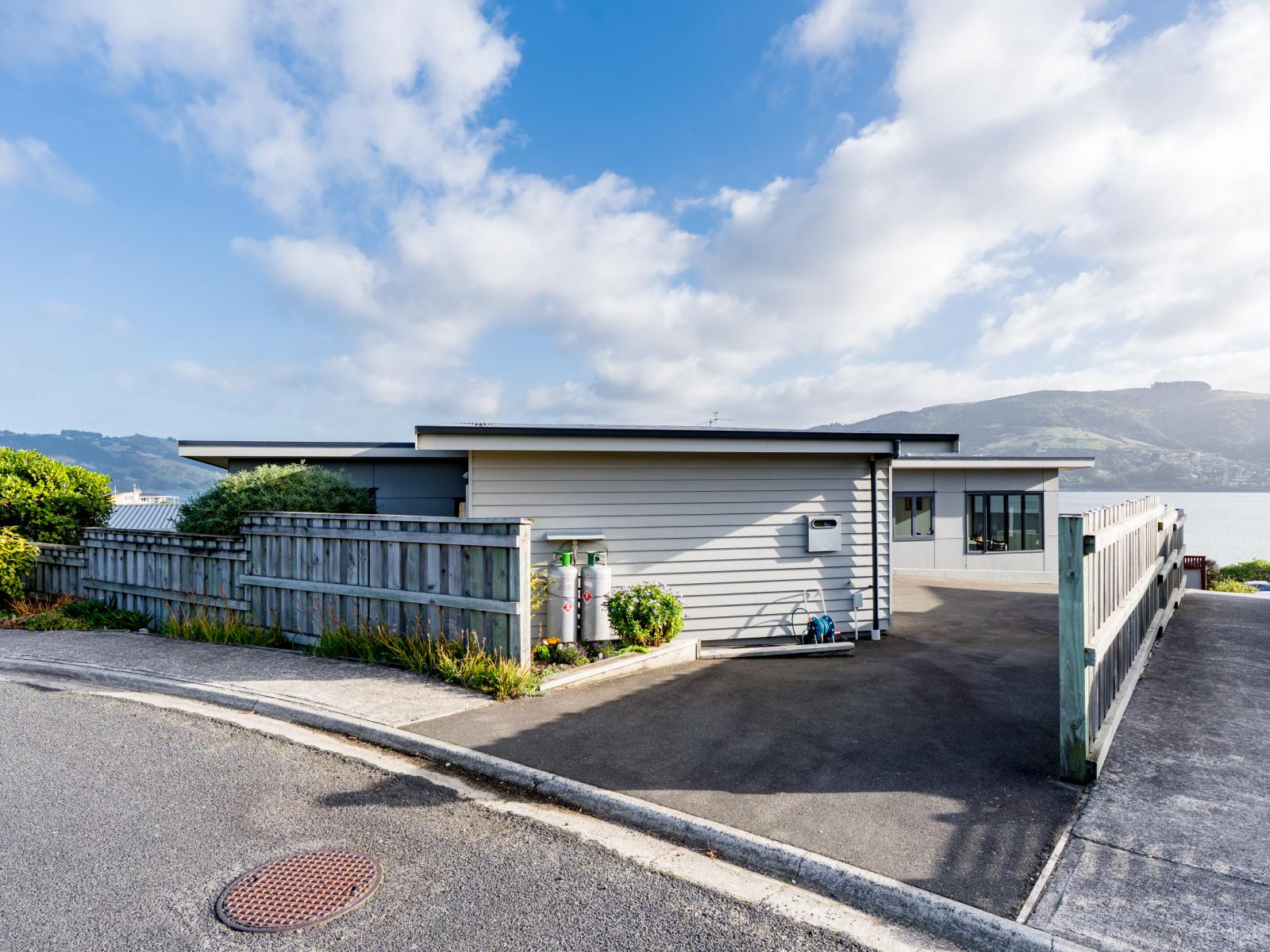 20 Mission Cove, Company Bay
