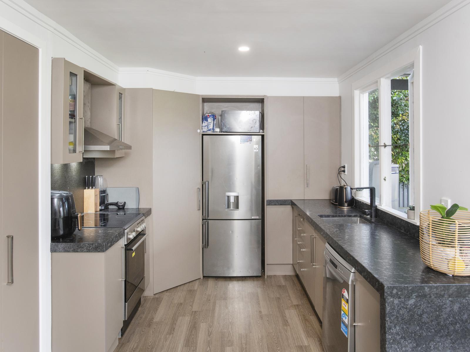 6 Newton Street, Outer Kaiti