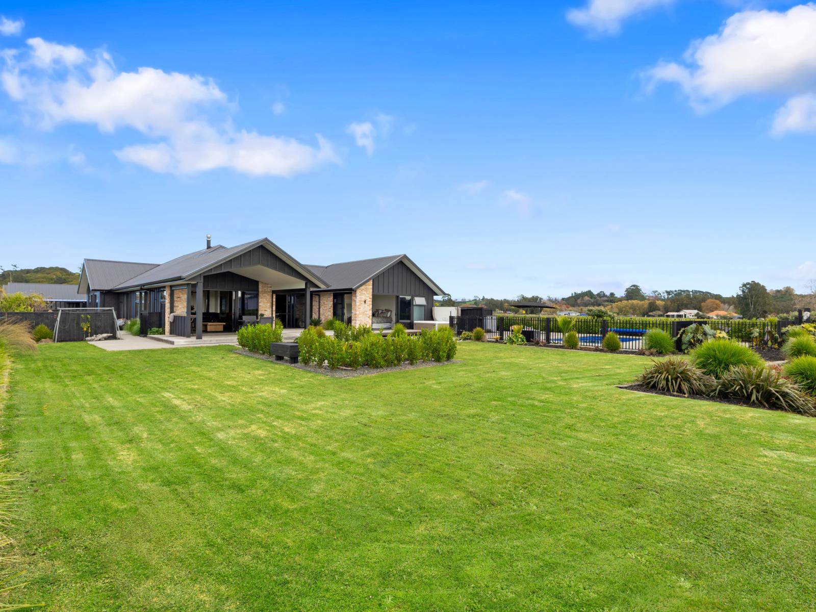 22 Te Ara O Tahataharoa, Te Puna