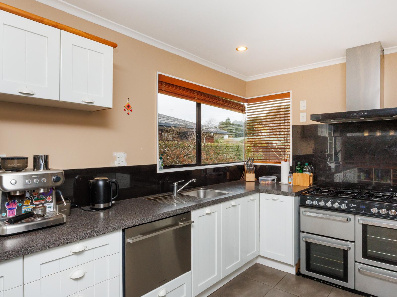 23 Norfolk Crescent, Feilding