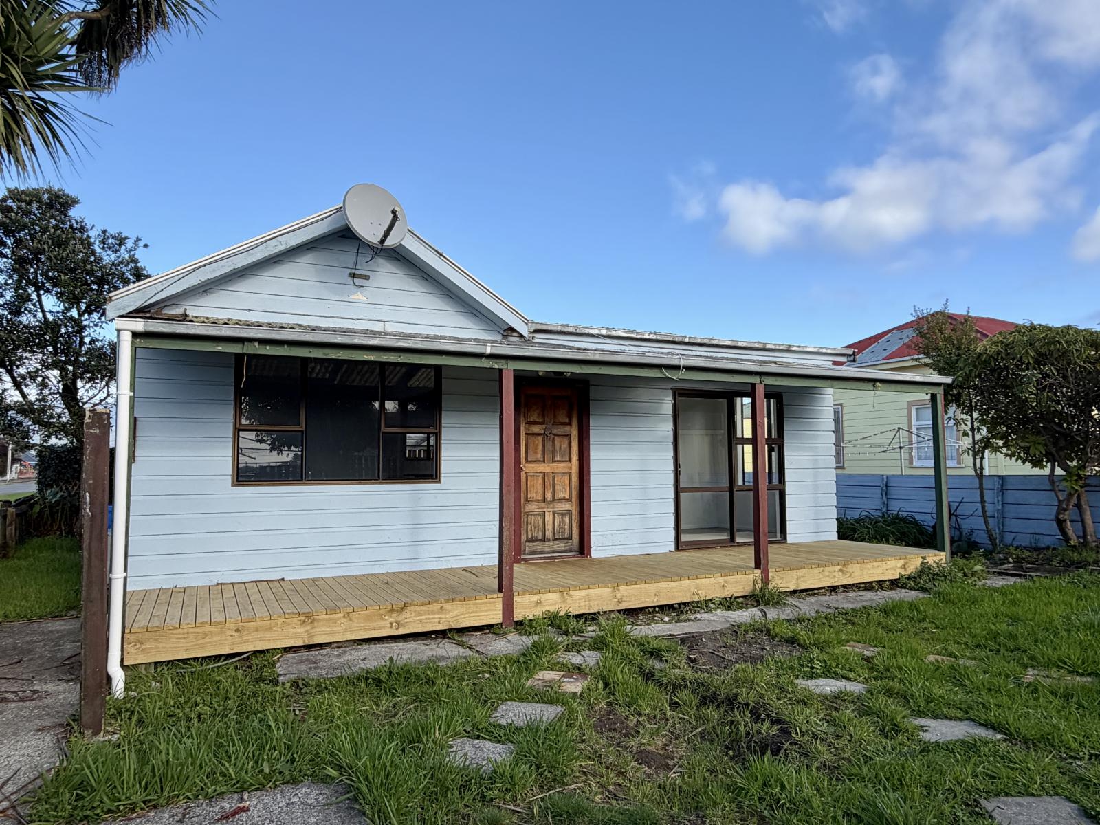 12 Russell Street, Westport