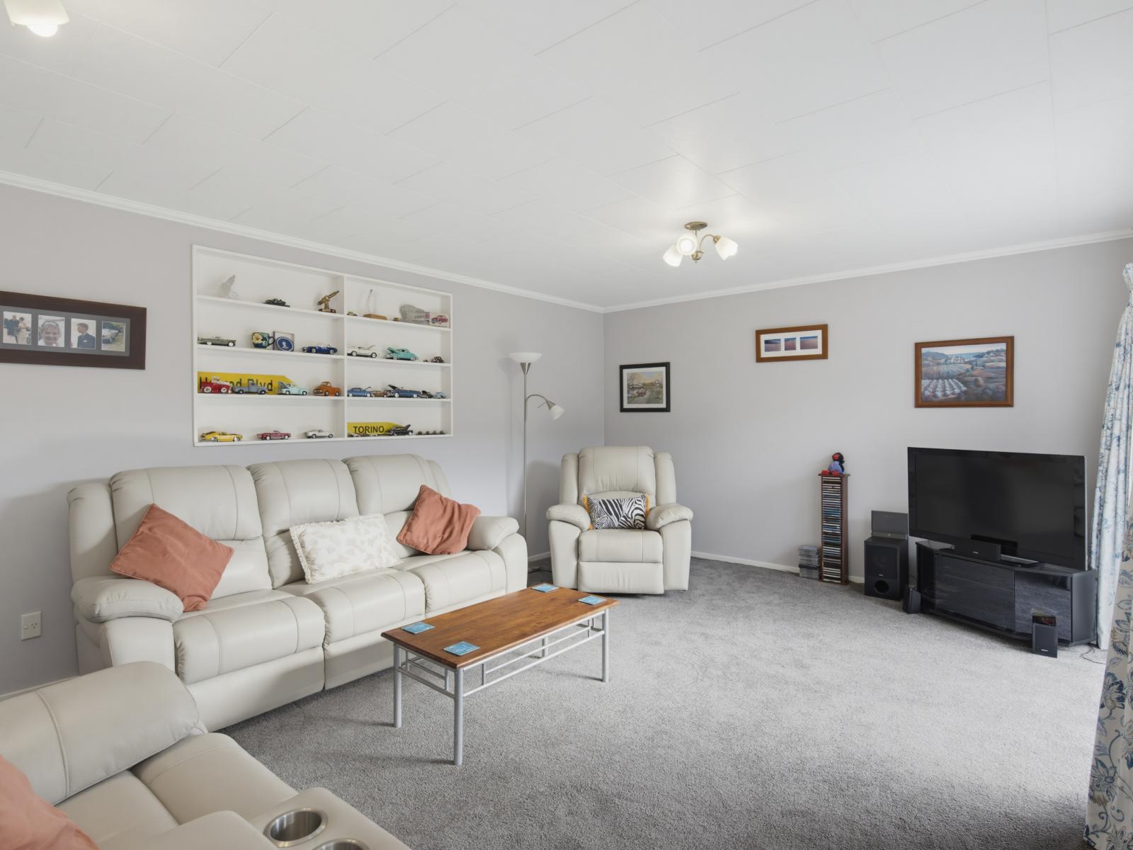 16 Easton Way, Levin