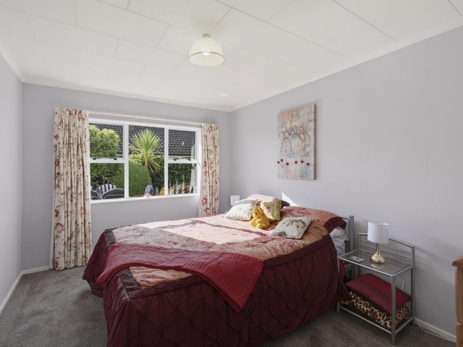 16 Easton Way, Levin