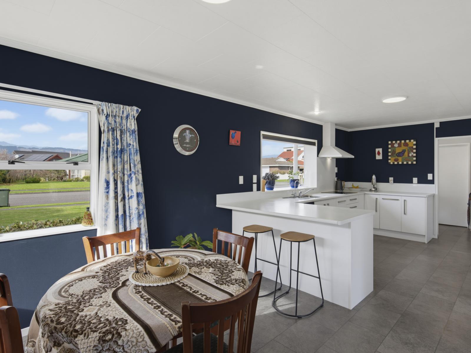 16 Easton Way, Levin