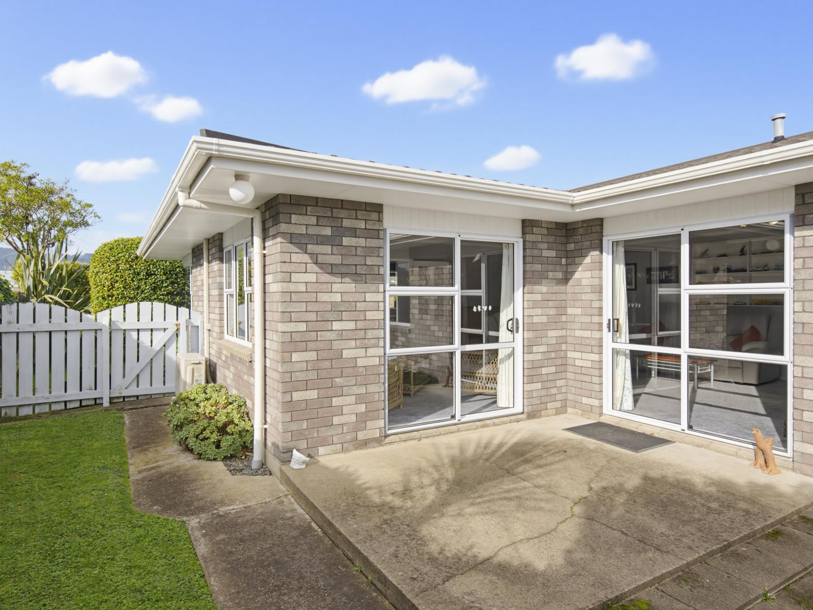 16 Easton Way, Levin