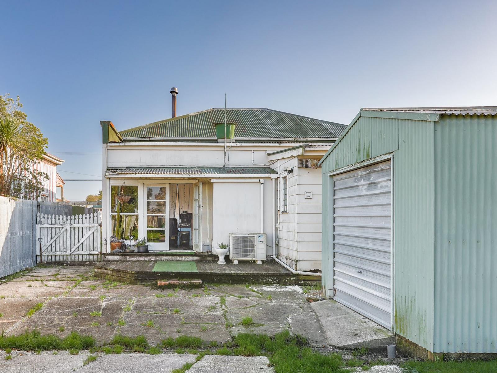 83 Derby Street, Westport