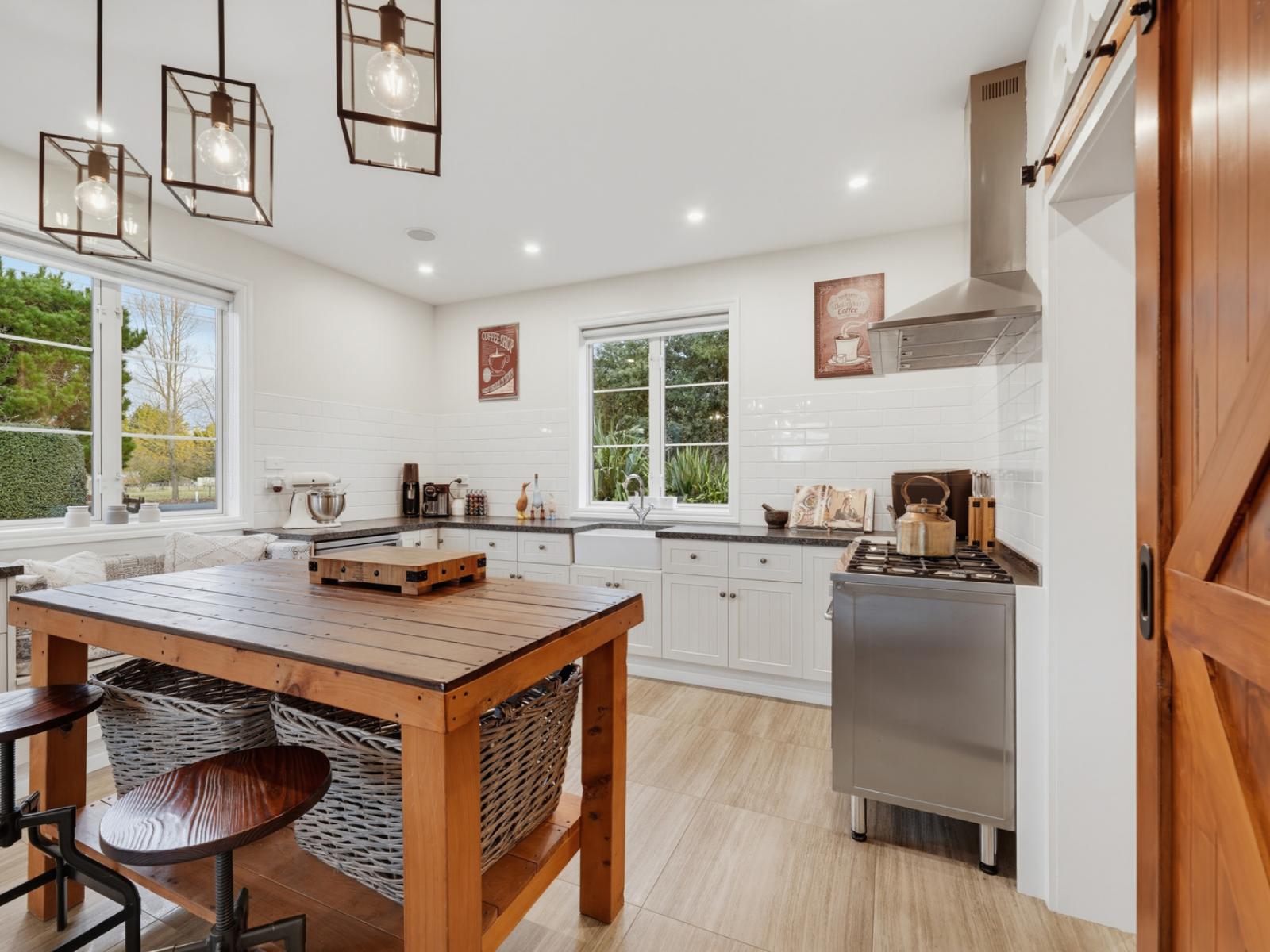 1119 Downs Road, West Eyreton