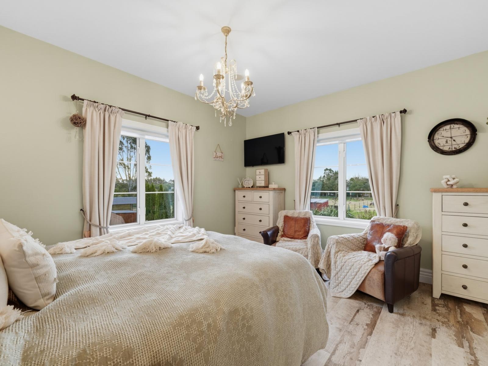 1119 Downs Road, West Eyreton
