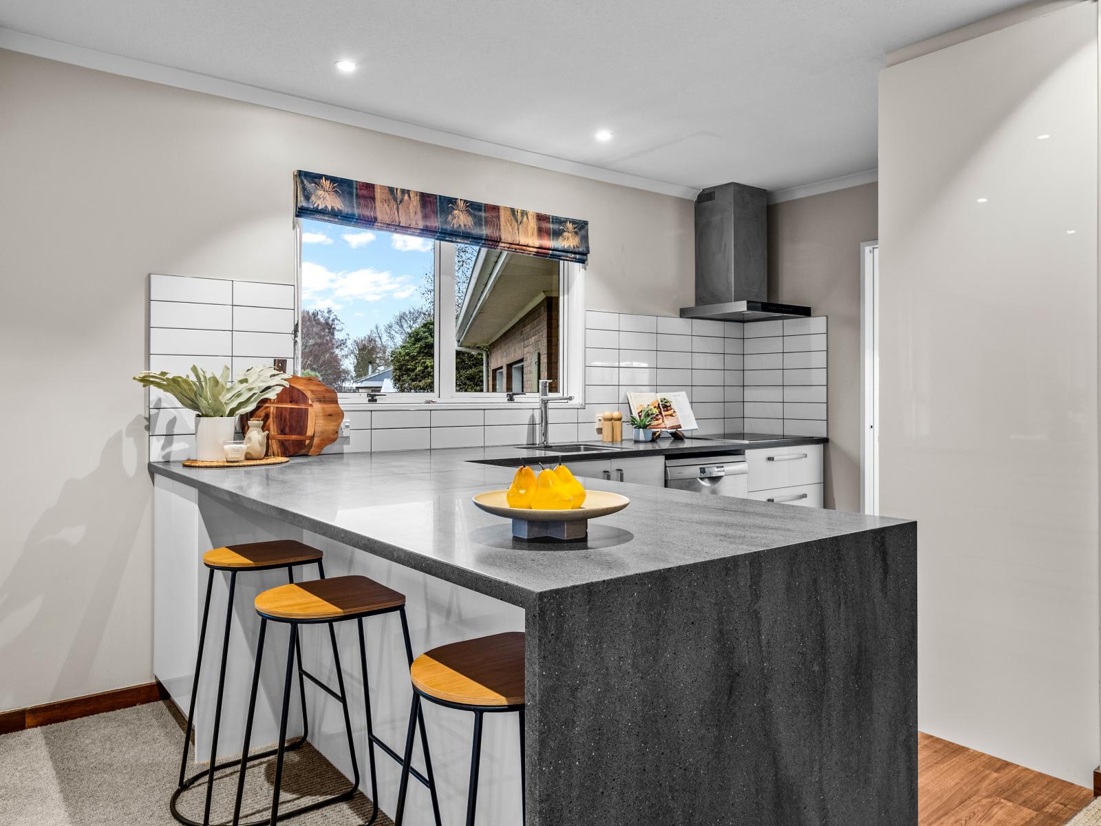 55 Peters Street, Hinds