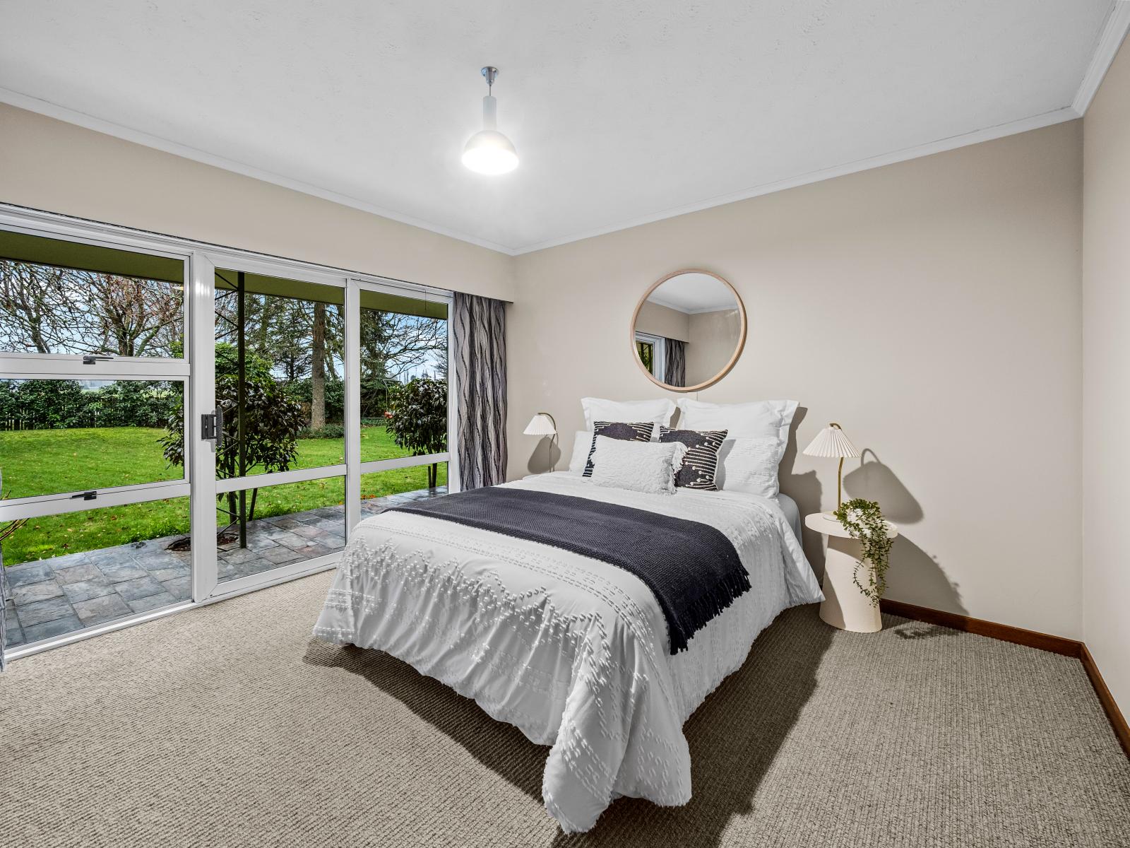 55 Peters Street, Hinds