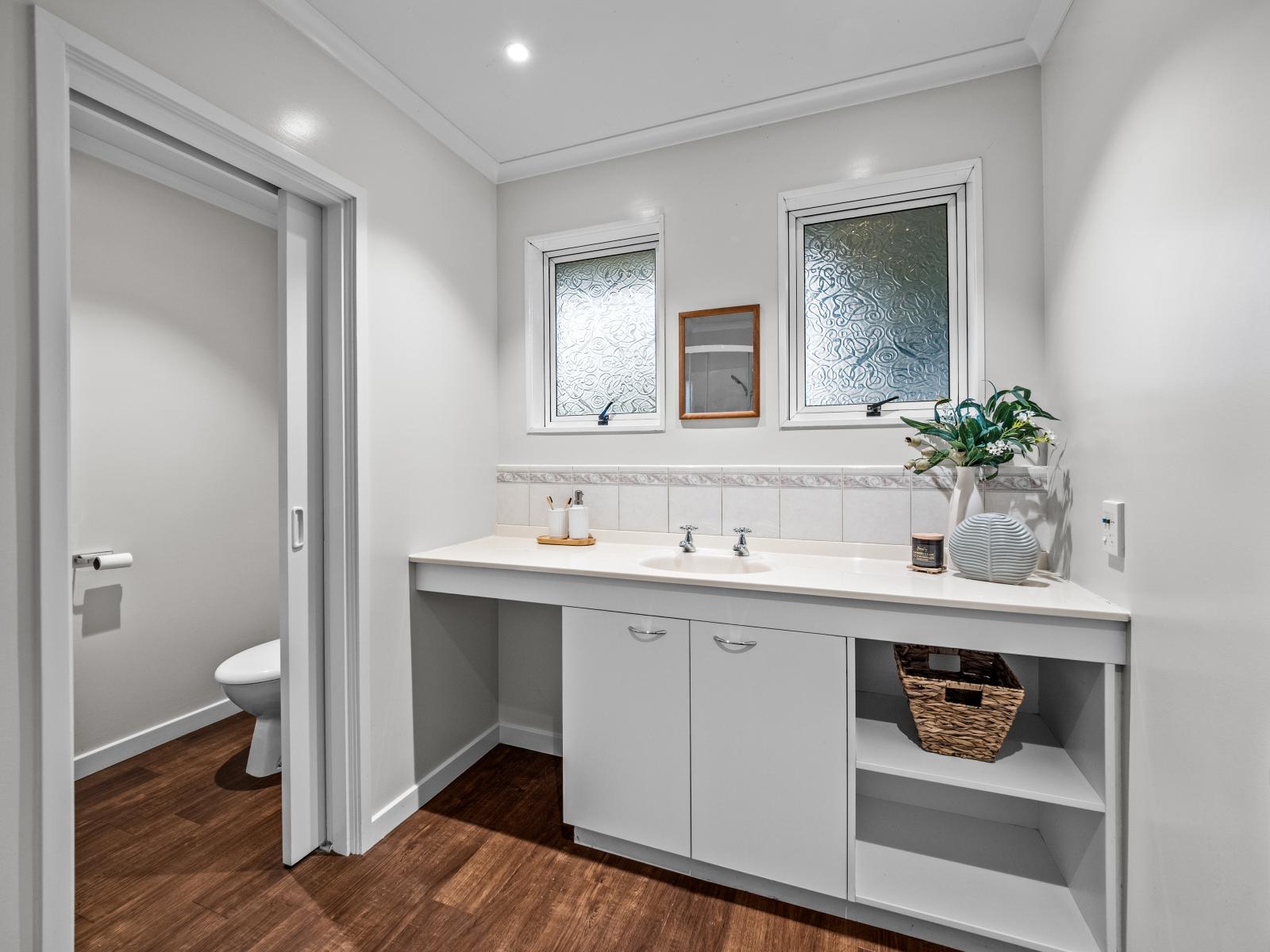 55 Peters Street, Hinds