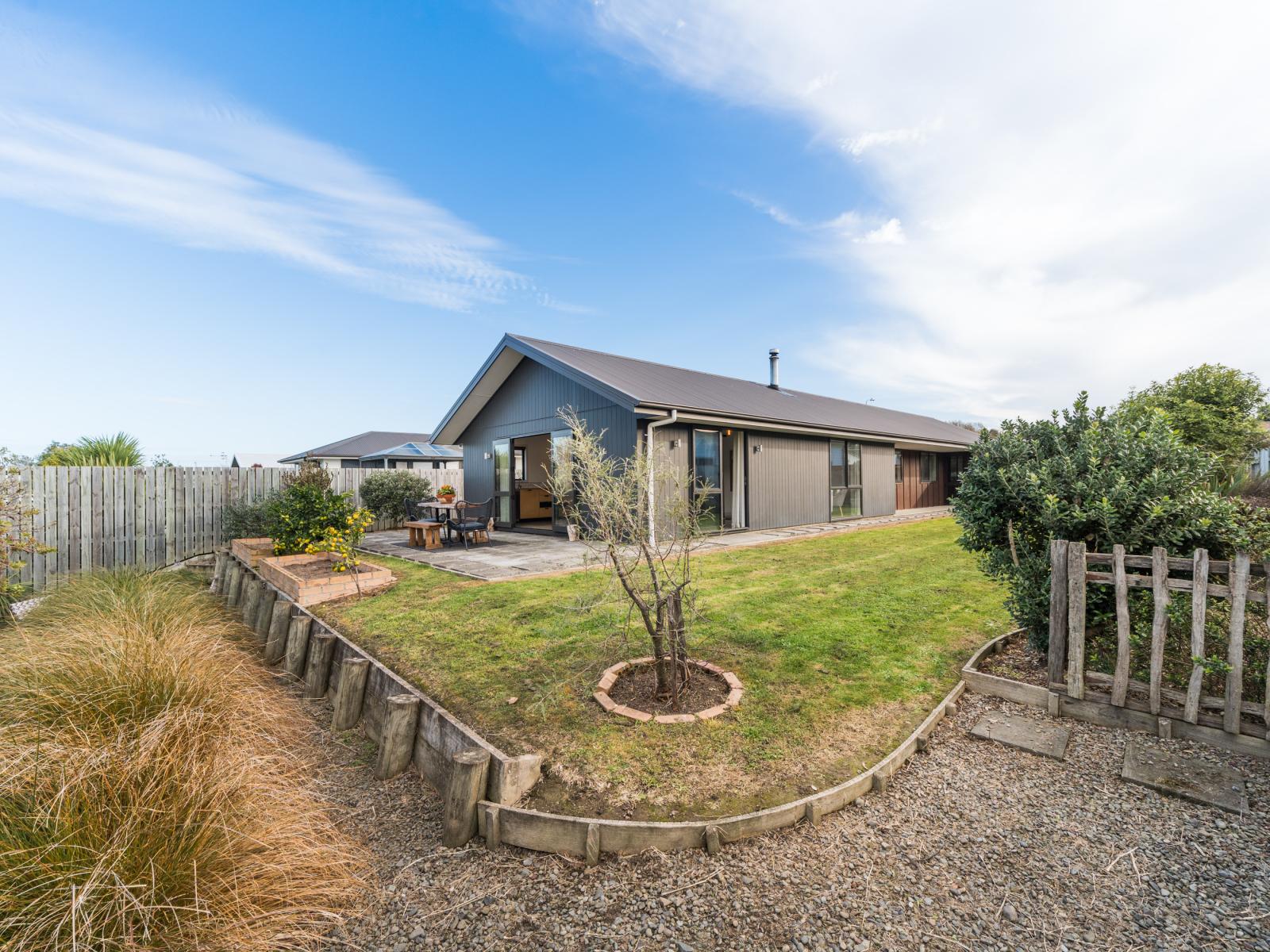 26 Poplar Grove, Feilding