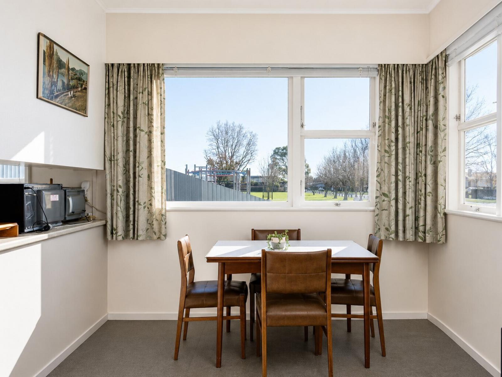 23 Allen Berry Avenue, Pirimai