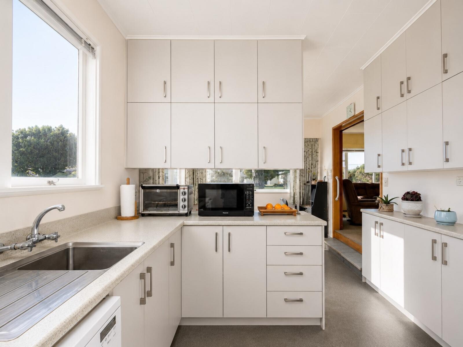 23 Allen Berry Avenue, Pirimai