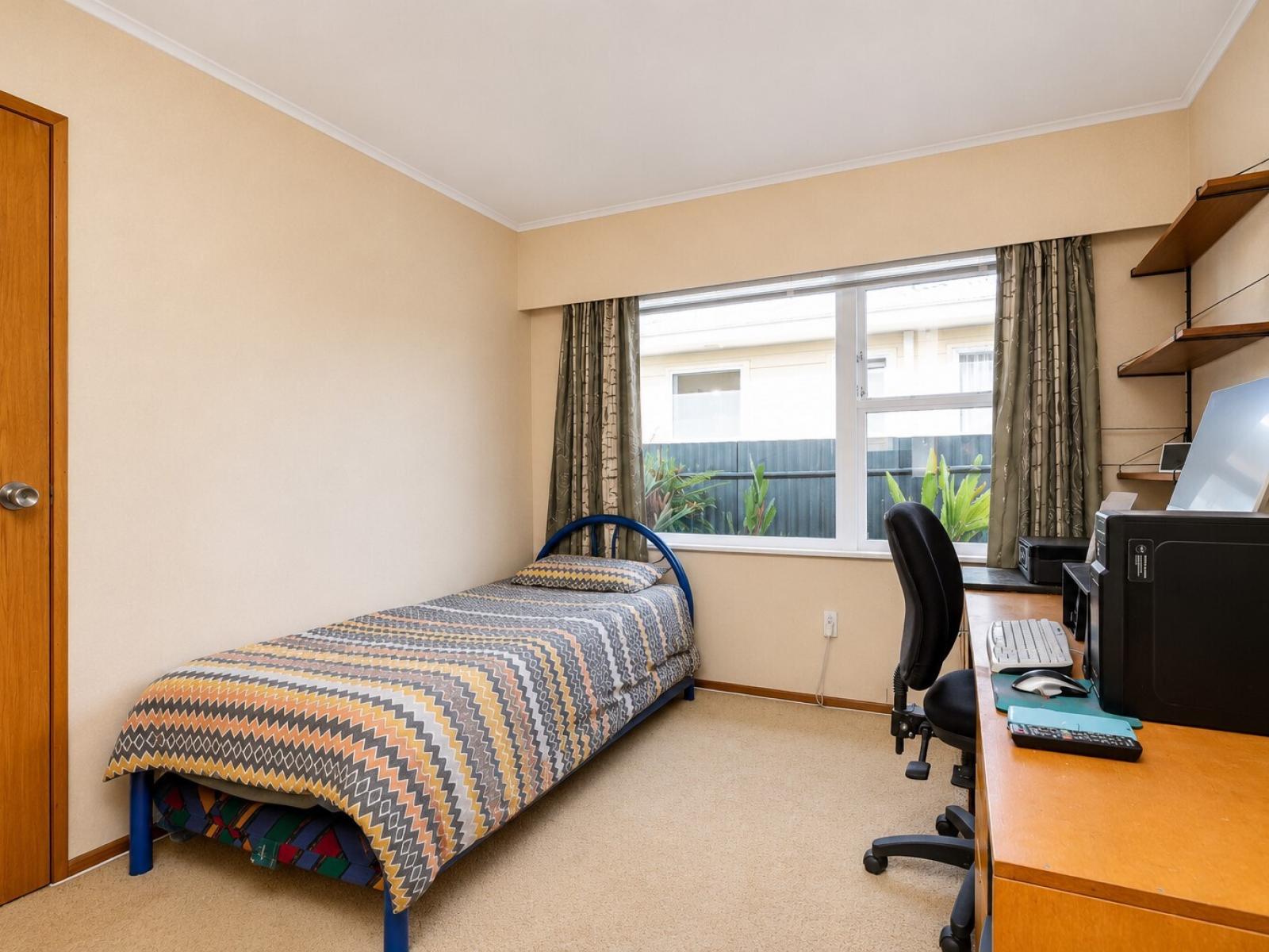 23 Allen Berry Avenue, Pirimai