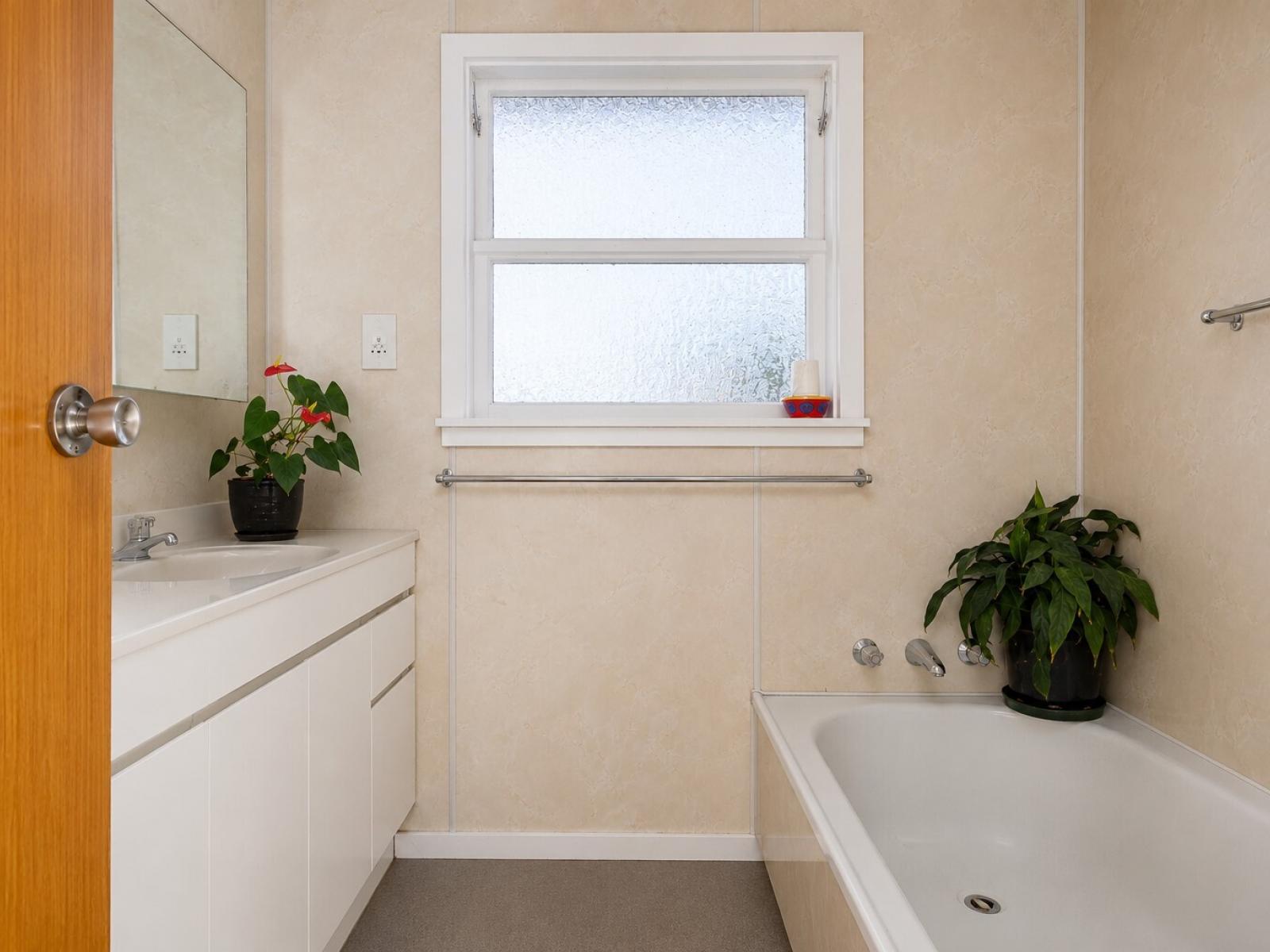 23 Allen Berry Avenue, Pirimai