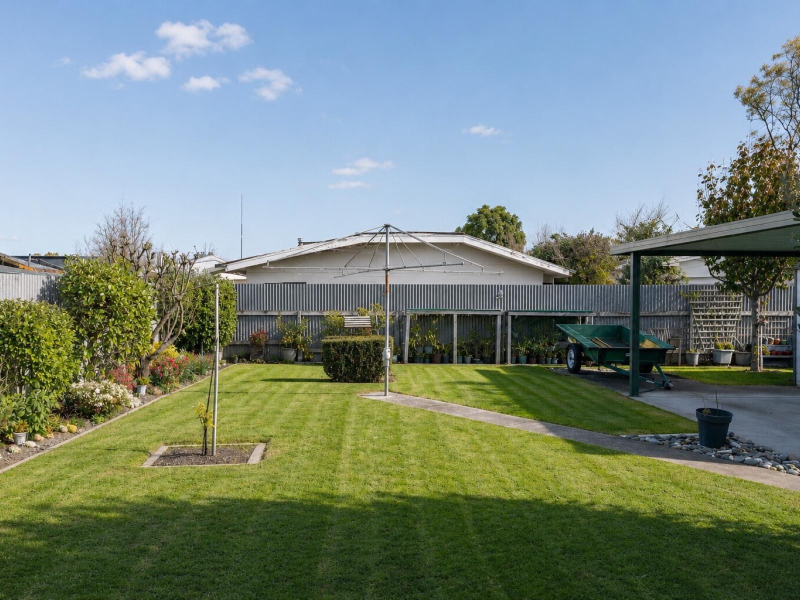 23 Allen Berry Avenue, Pirimai