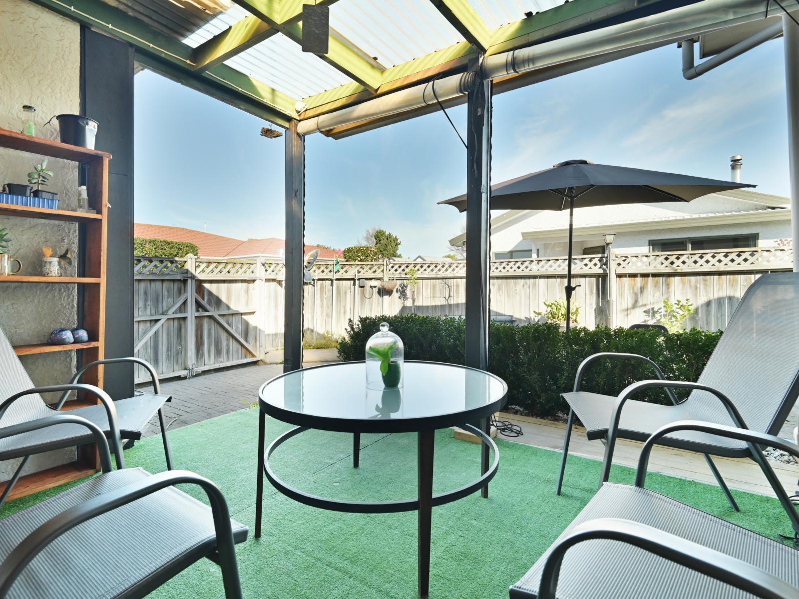 805 Queen Street East, Parkvale