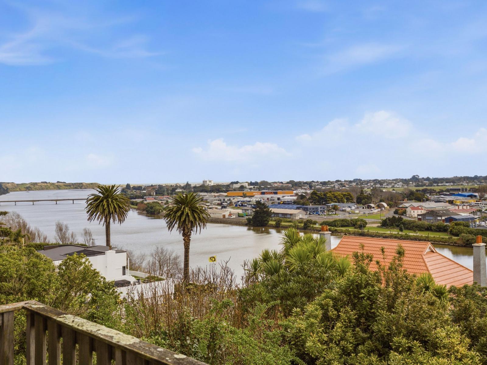 68 Hipango Terrace, Durie Hill