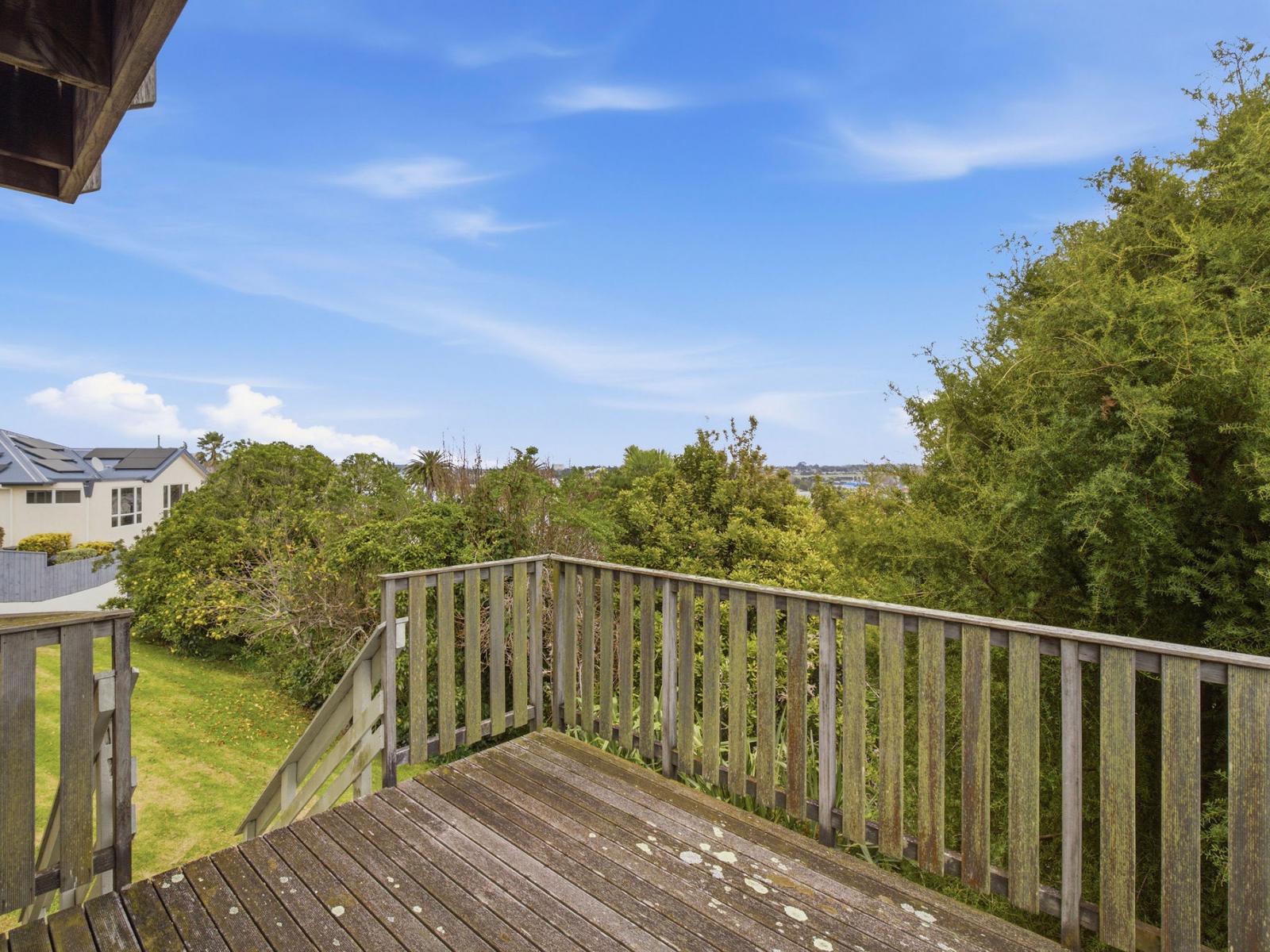 68 Hipango Terrace, Durie Hill