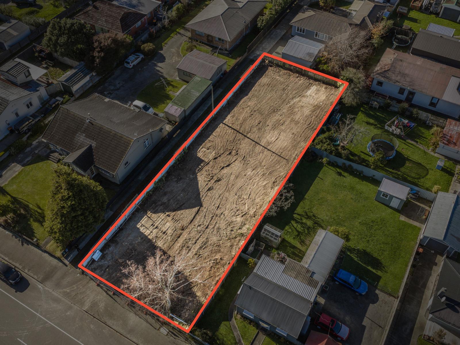 369 Botanical Road, West End