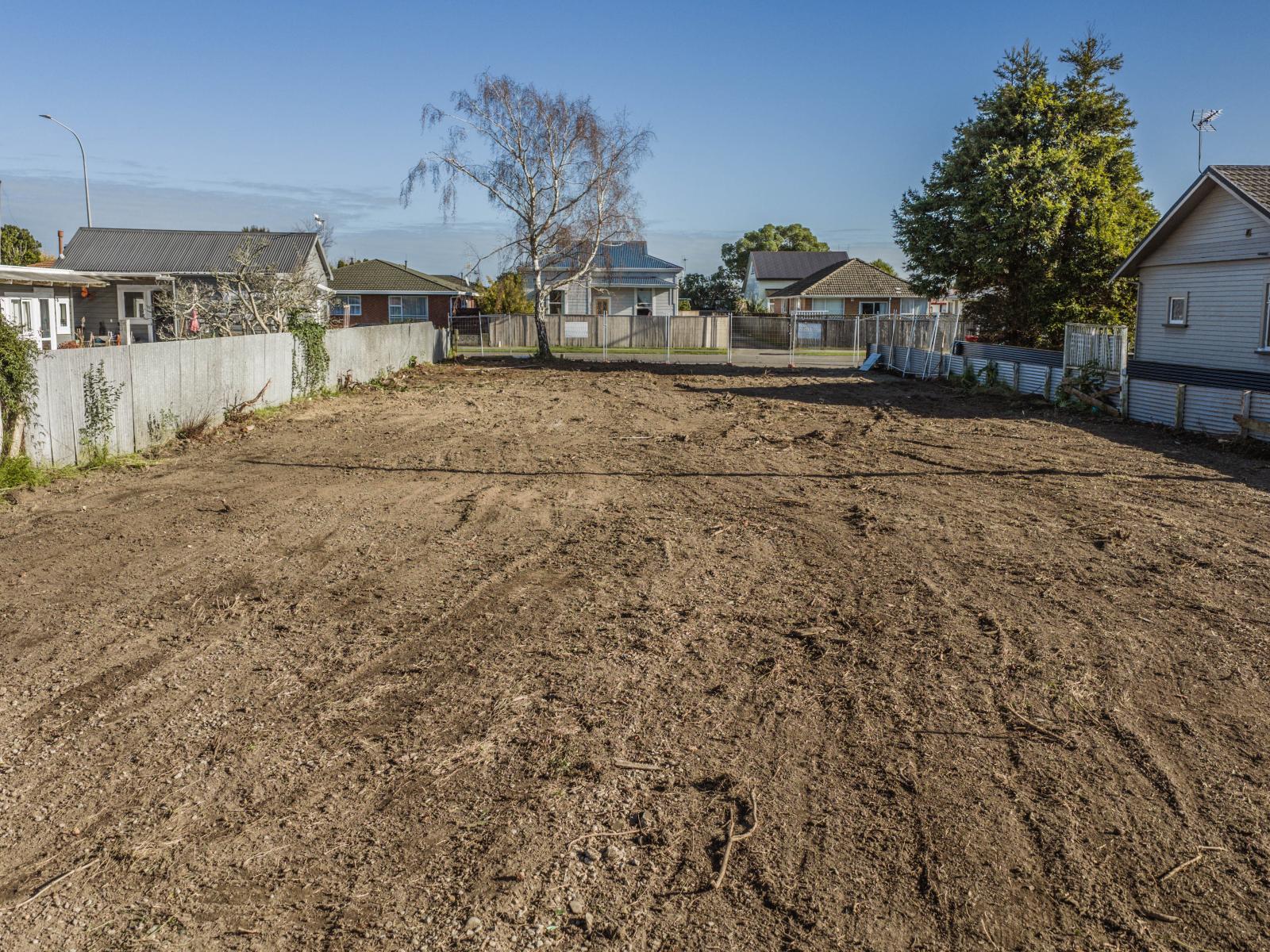 369 Botanical Road, West End
