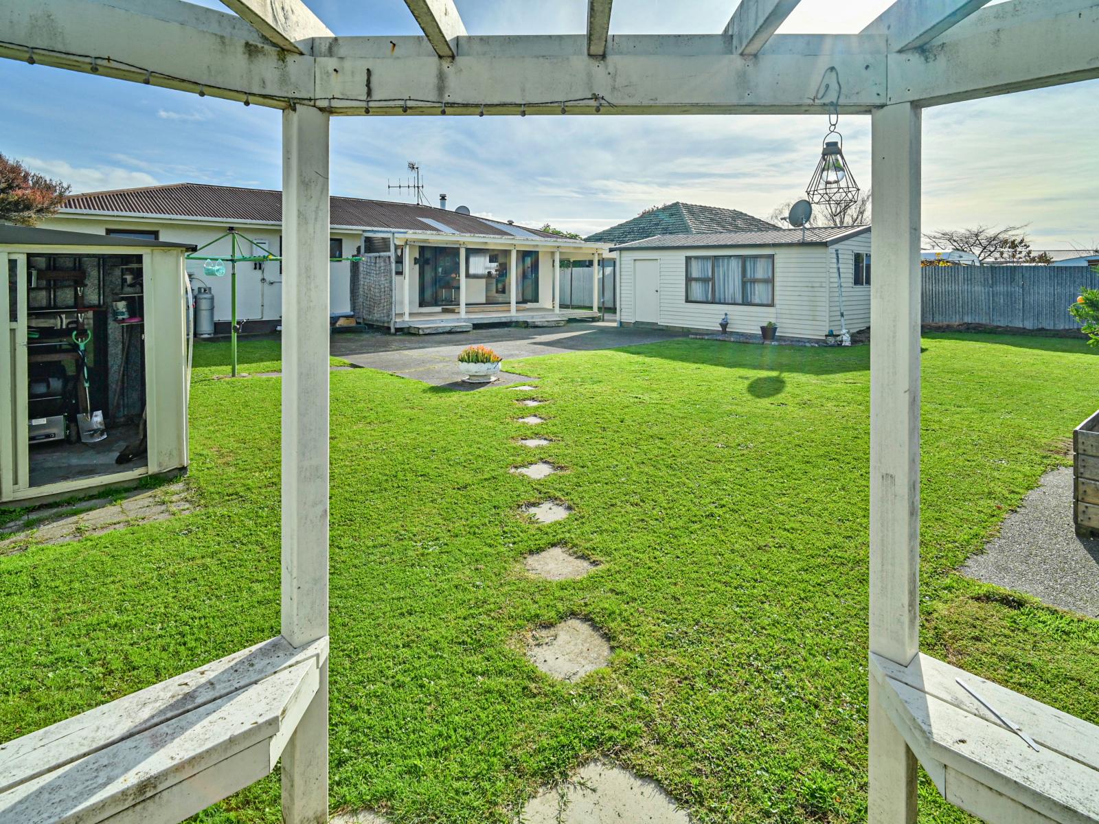 11 Lodge Road, Maraenui