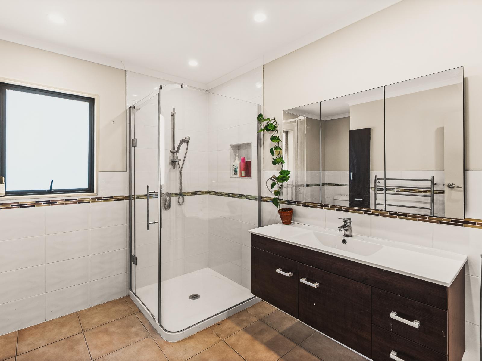 247 Whirinaki Road, Bay View