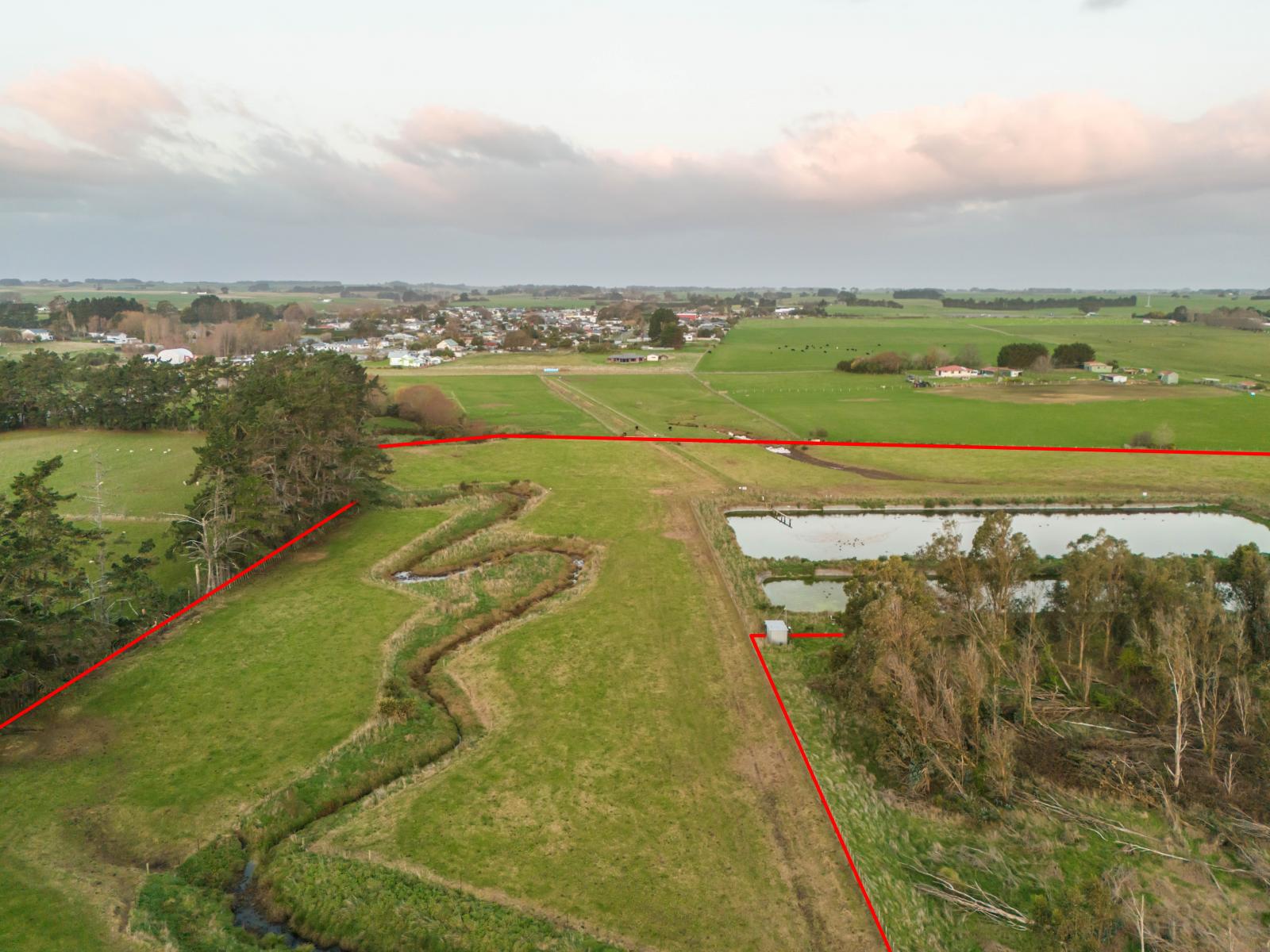 3125 State Highway 1, Sanson