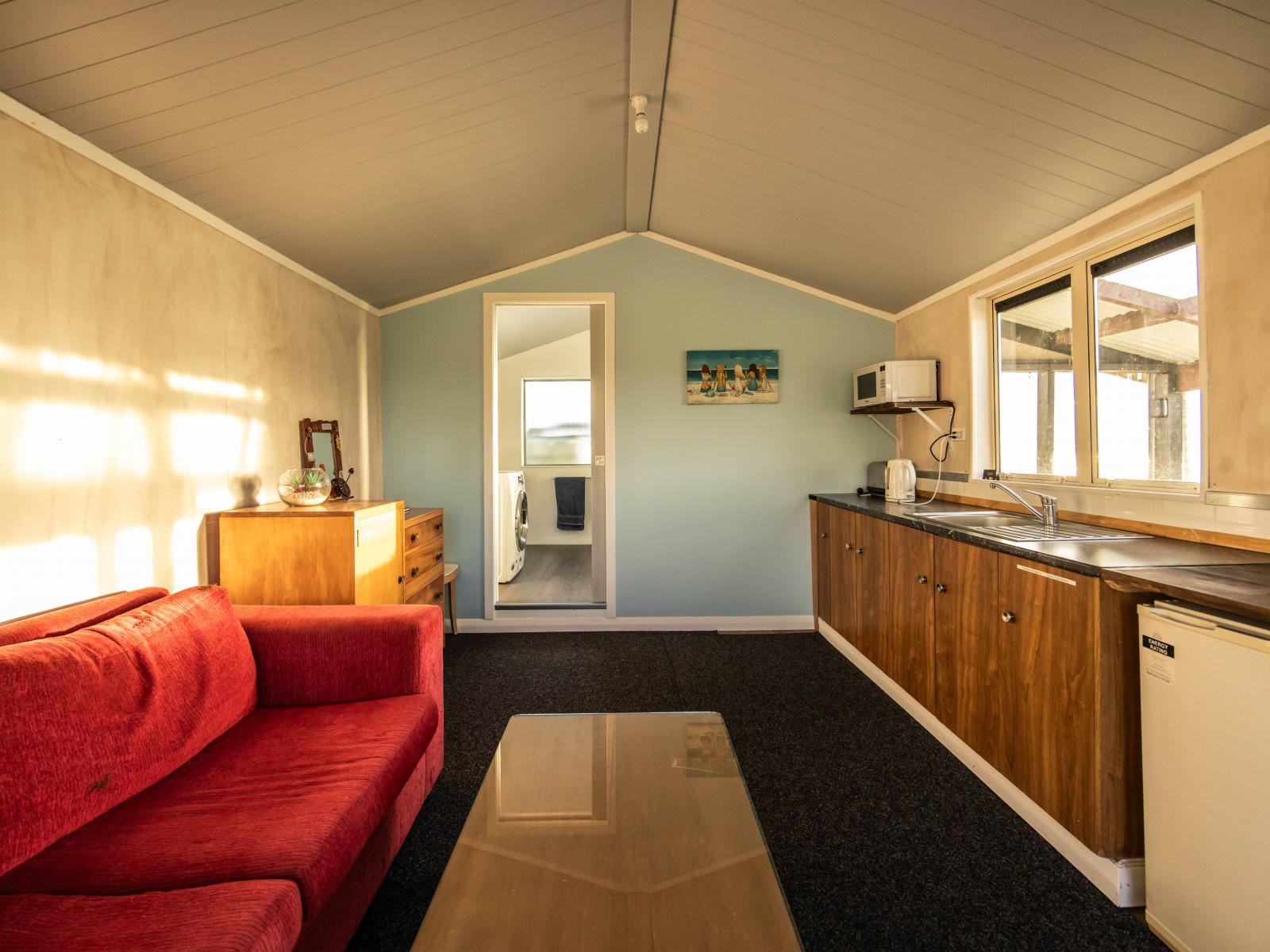 3125 State Highway 1, Sanson