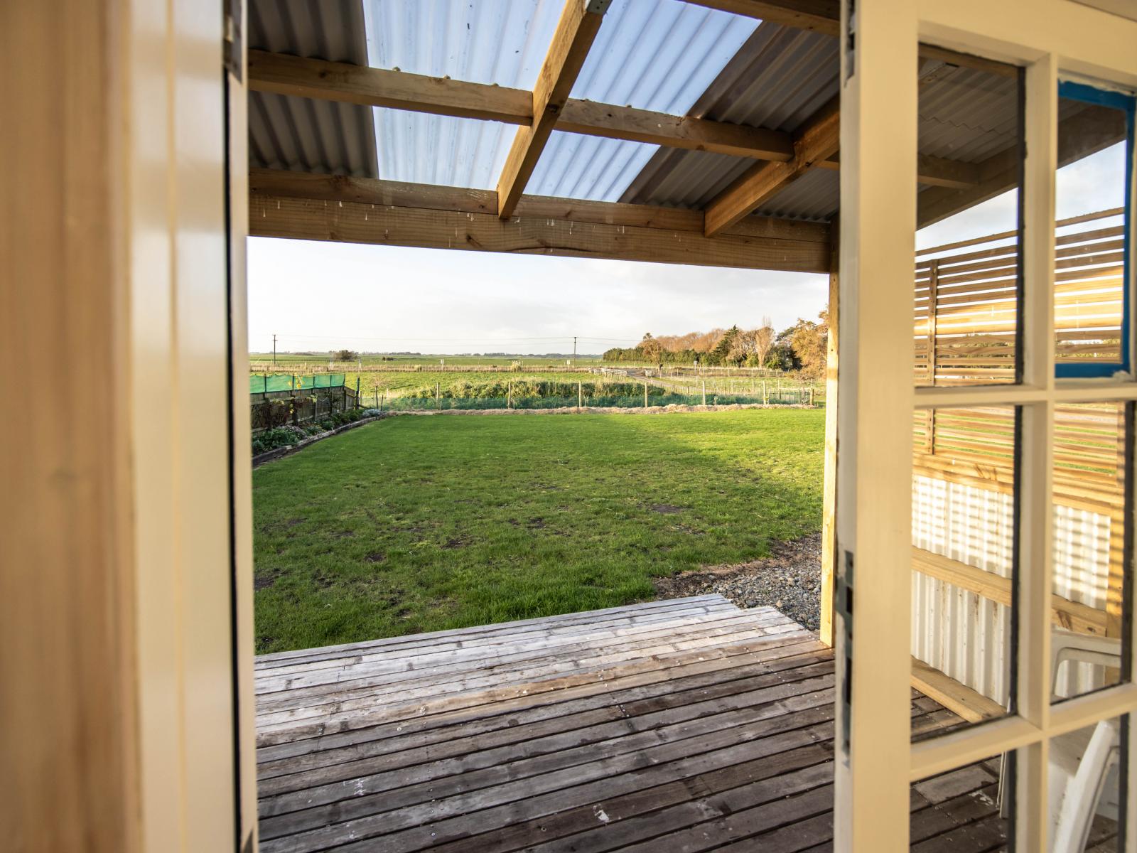 3125 State Highway 1, Sanson