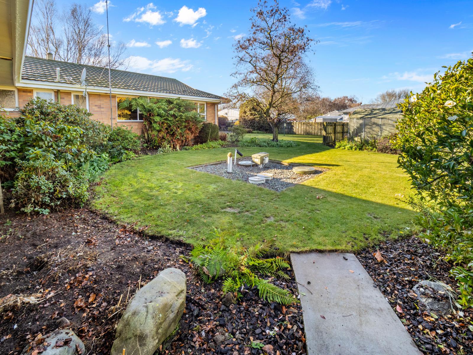 55 Peters Street, Hinds