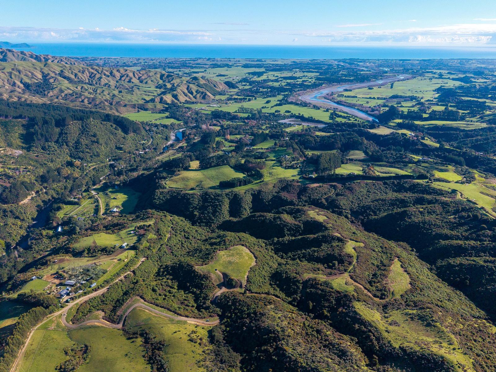27 Waihoanga Road, Hautere