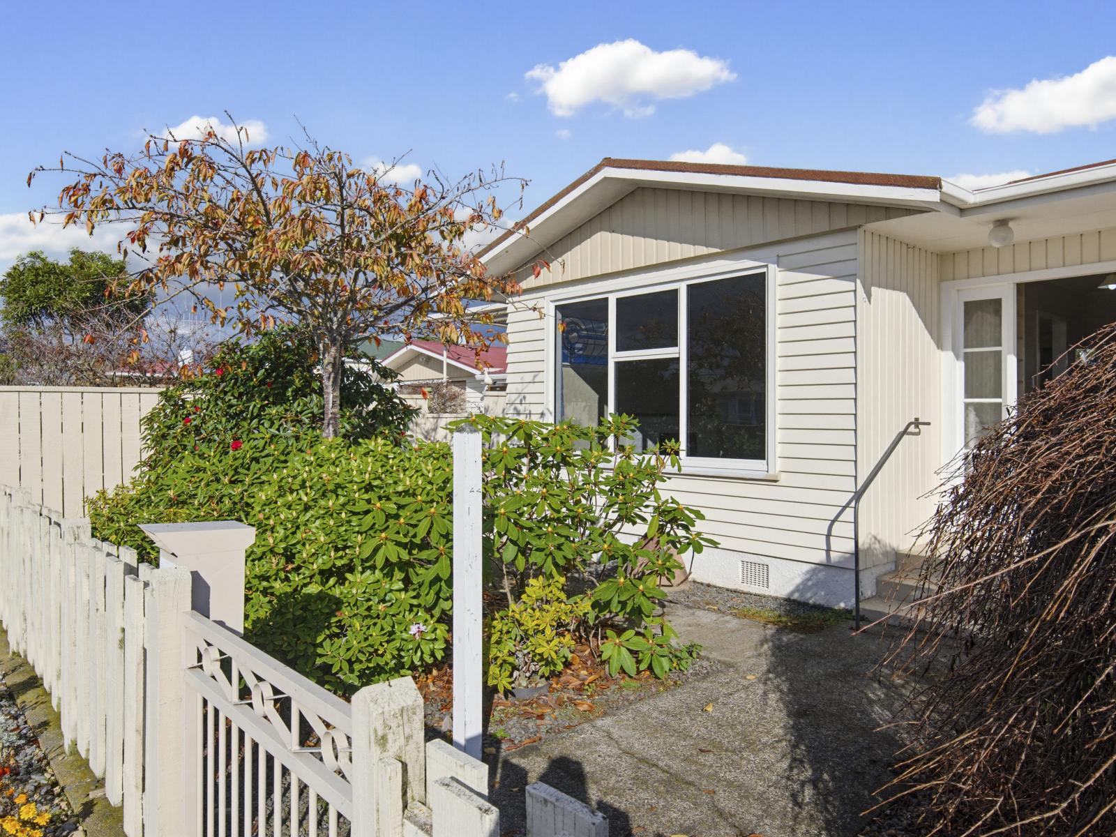 2 Grey Street, Levin