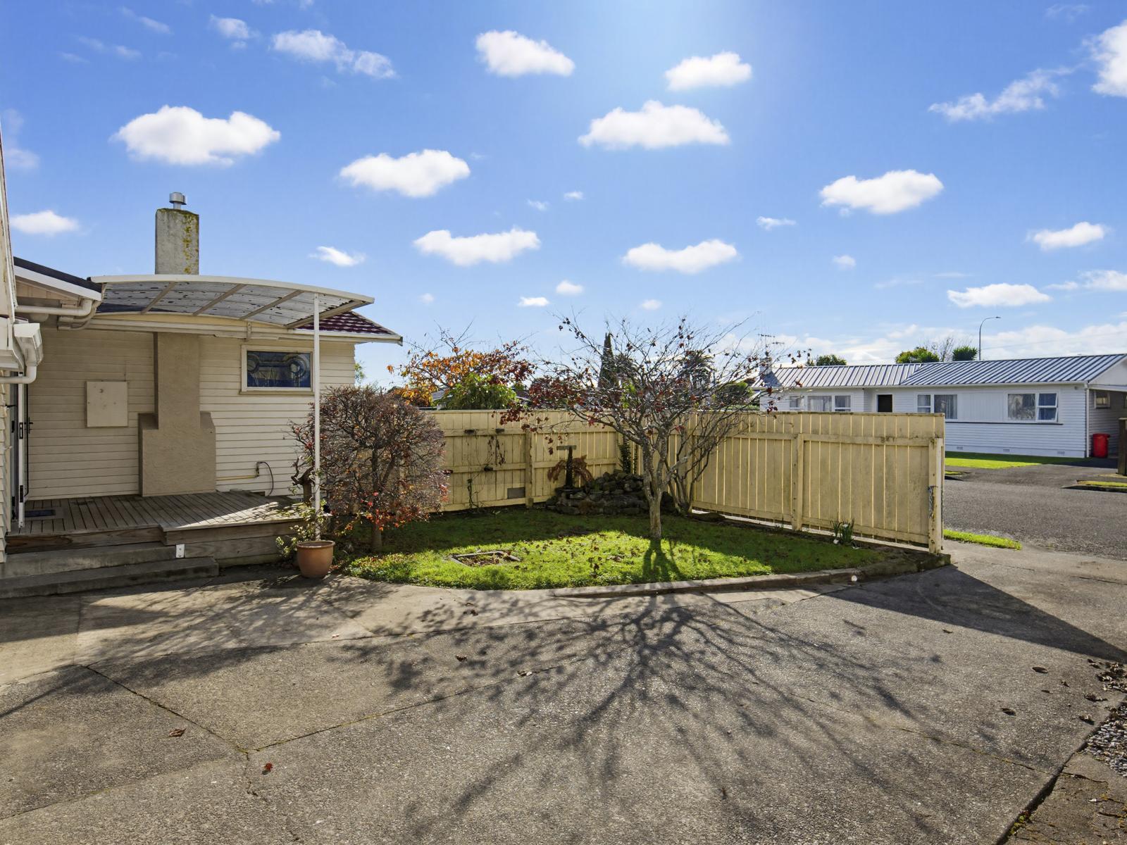 2 Grey Street, Levin
