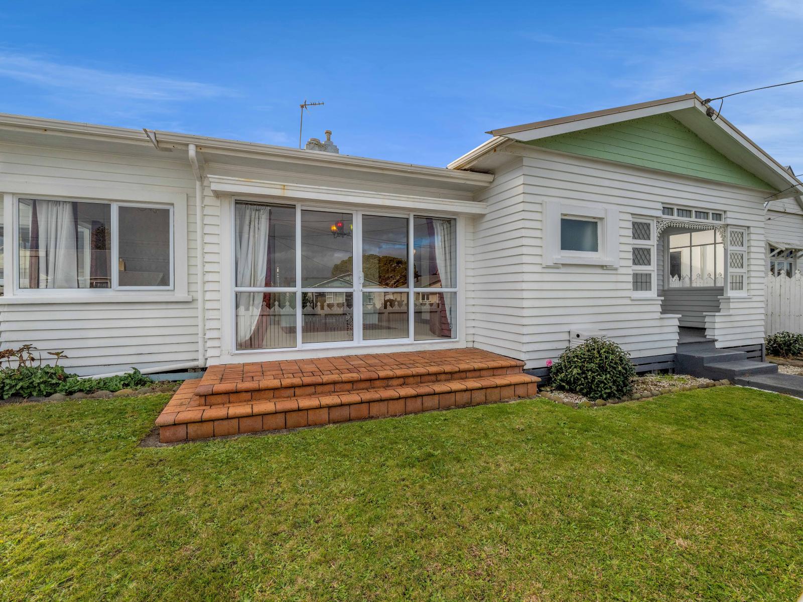 33 Beach Street, Fitzroy