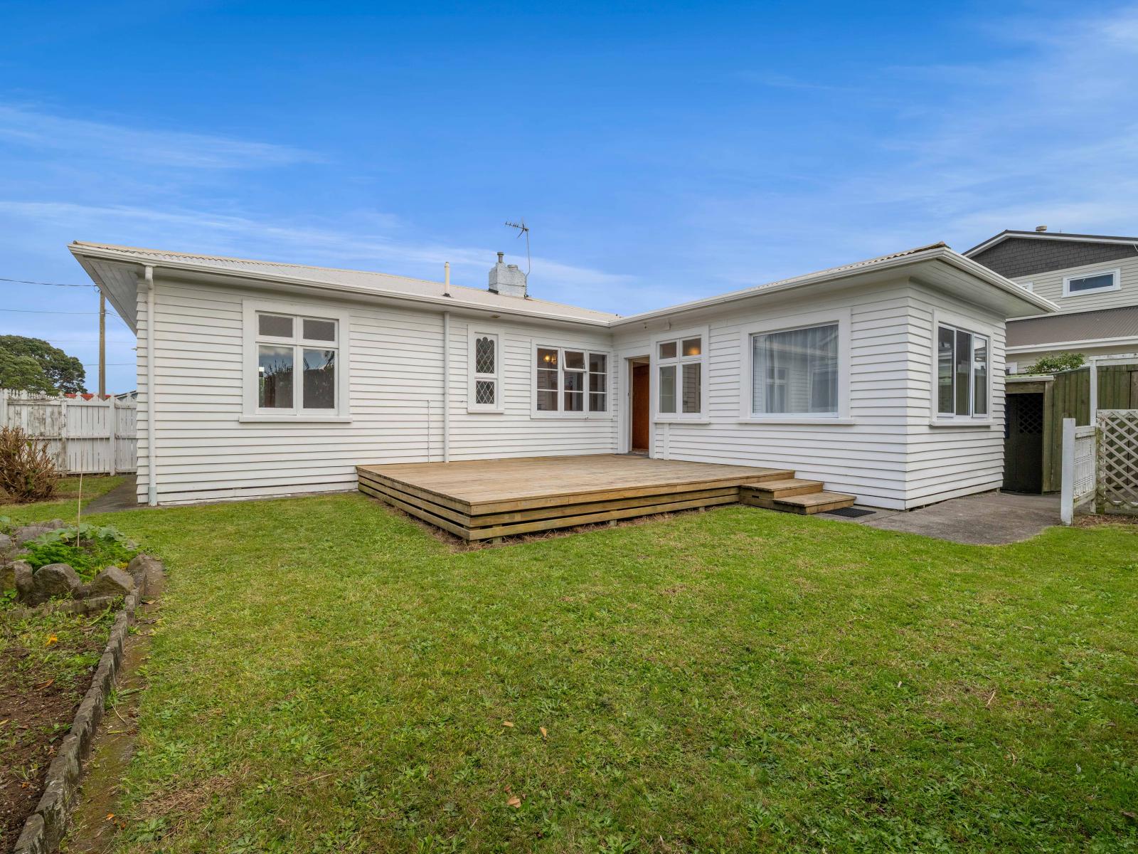 33 Beach Street, Fitzroy