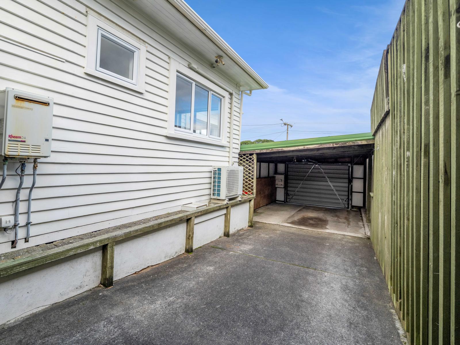 33 Beach Street, Fitzroy