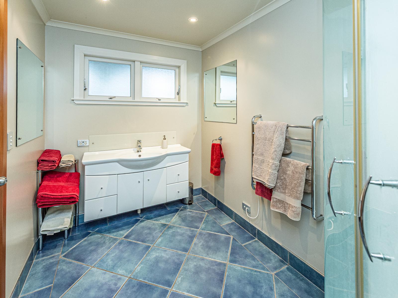 193 Great North Road, Otamatea
