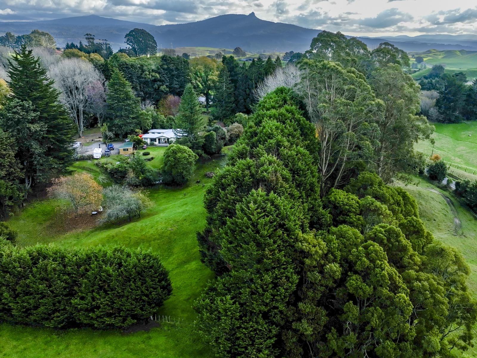 3245 Poihipi Road, Marotiri